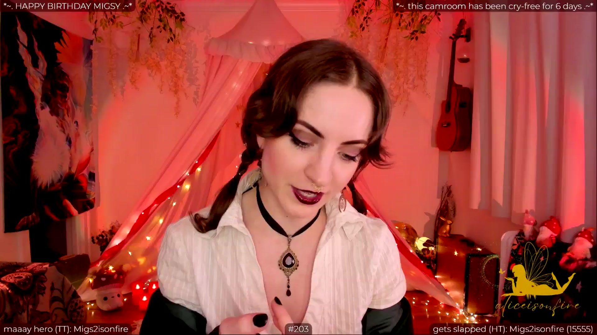 Gallery image thumbnail from aliceisonfire's myfreecams stream on, 05/23/2024, 04:14 image 7 of 20