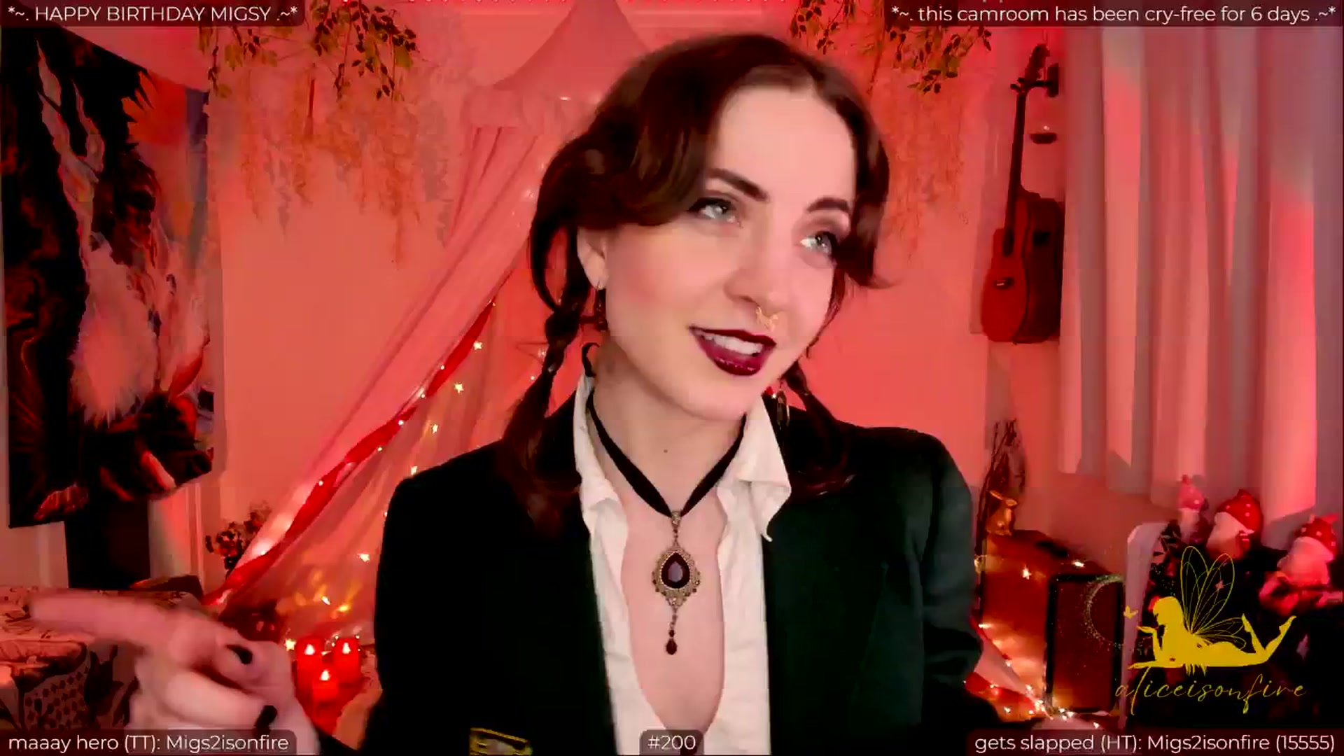 Gallery image thumbnail from aliceisonfire's myfreecams stream on, 05/23/2024, 04:14 image 17 of 20