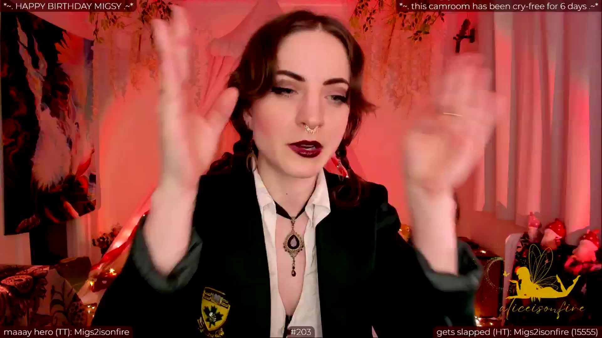 Gallery image thumbnail from aliceisonfire's myfreecams stream on, 05/23/2024, 04:14 image 13 of 20