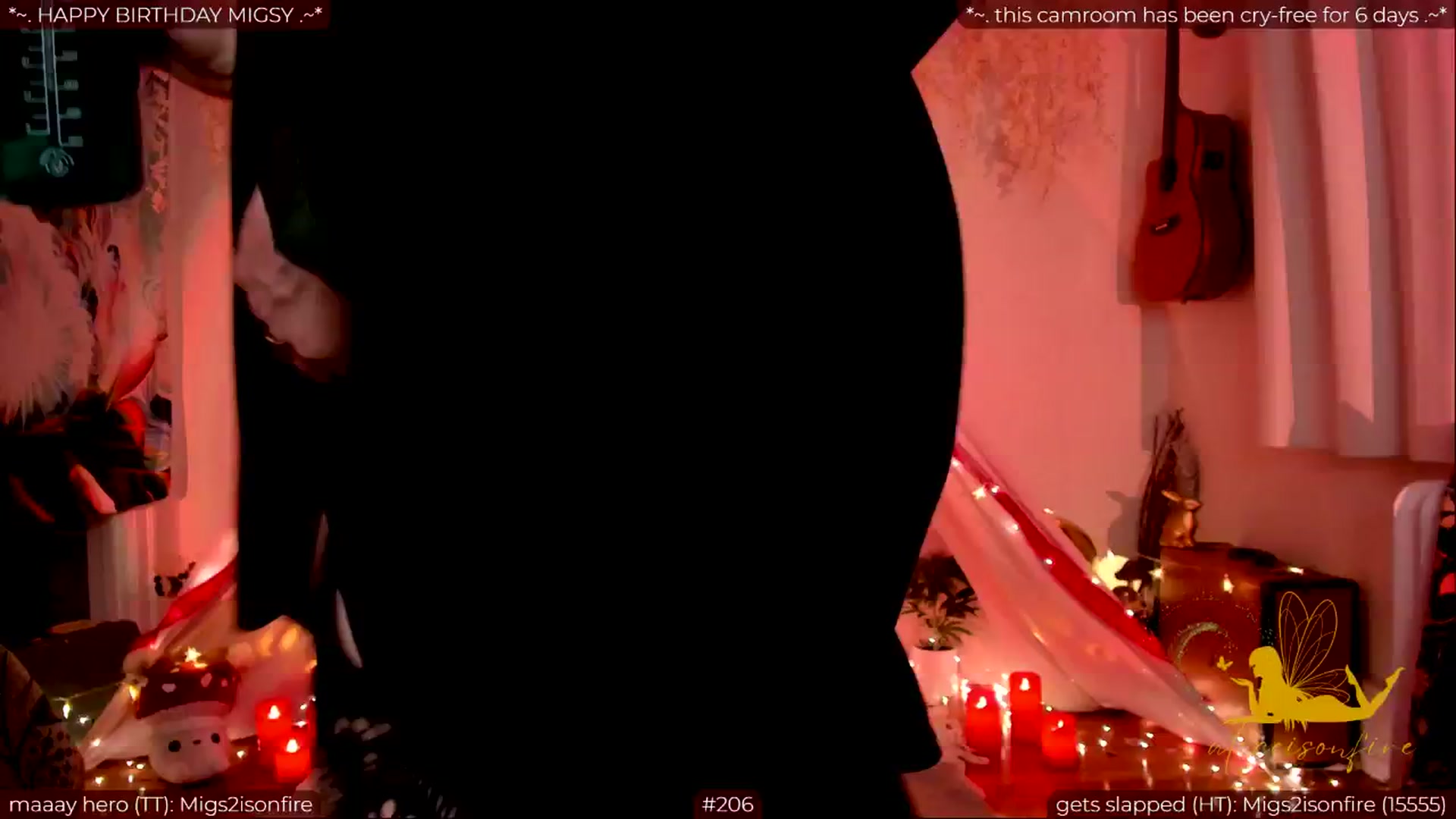 Gallery image thumbnail from aliceisonfire's myfreecams stream on, 05/23/2024, 04:14 image 4 of 20