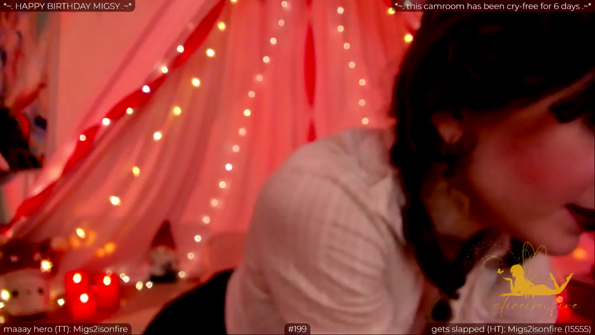 Gallery image thumbnail from aliceisonfire's myfreecams stream on, 05/23/2024, 04:37 image 18 of 20