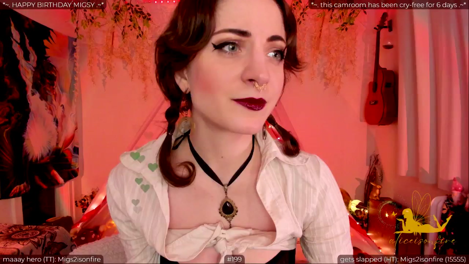 Gallery image thumbnail from aliceisonfire's myfreecams stream on, 05/23/2024, 04:37 image 8 of 20