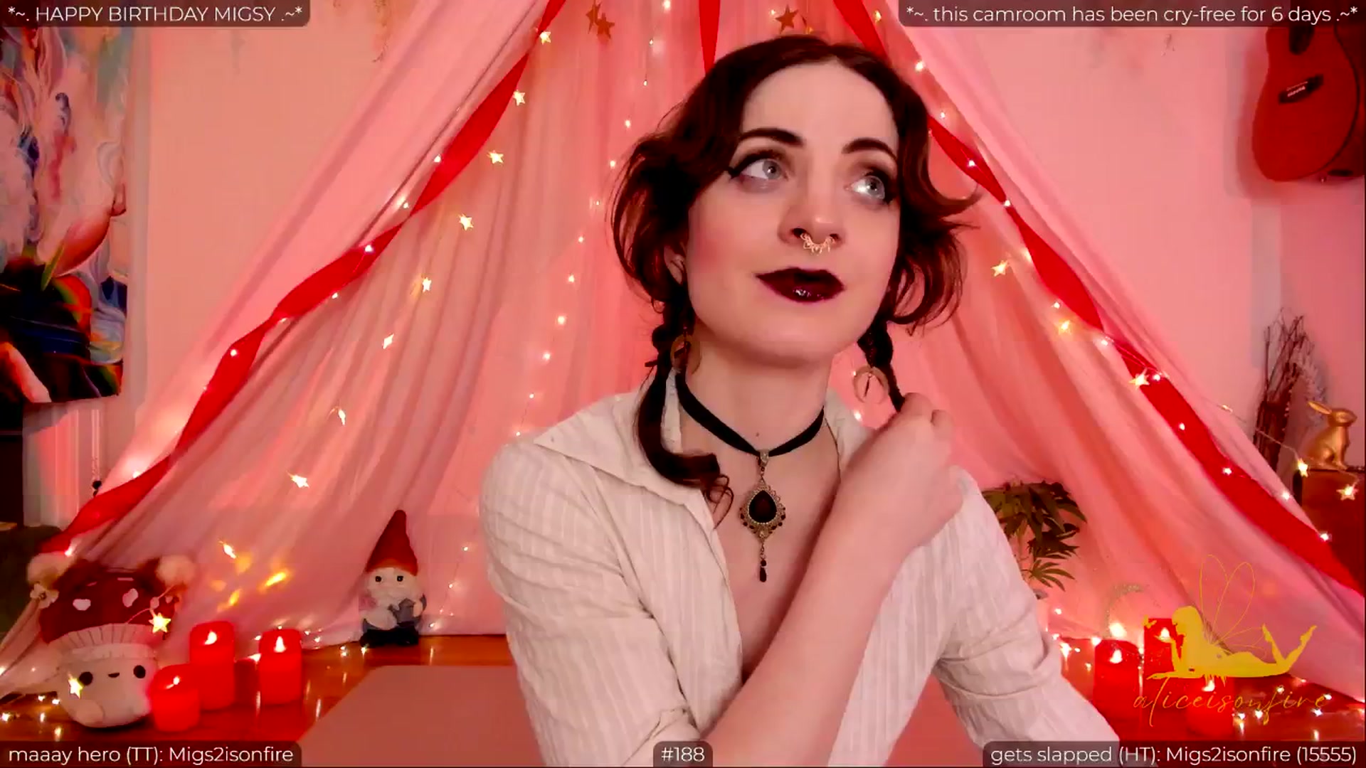 Gallery image thumbnail from aliceisonfire's myfreecams stream on, 05/23/2024, 08:20 image 5 of 20