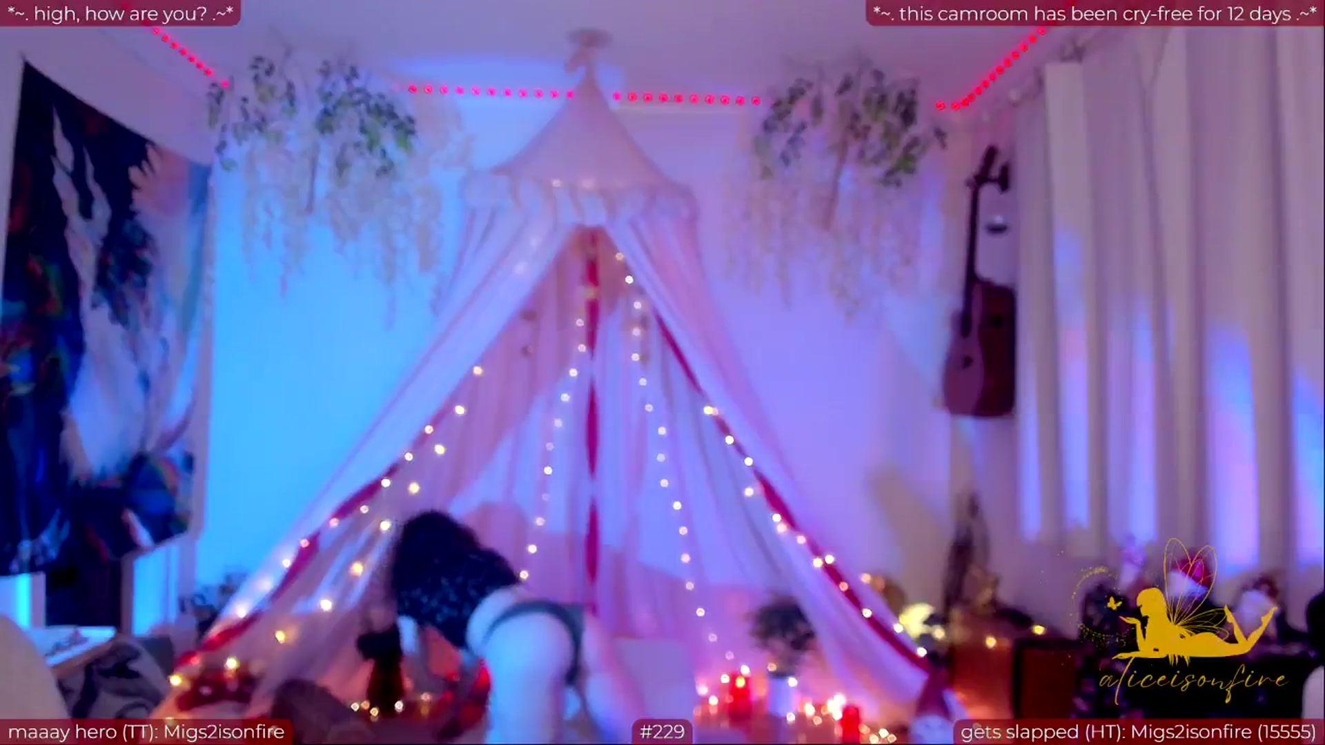 Gallery image thumbnail from aliceisonfire's myfreecams stream on, 05/30/2024, 04:21 image 20 of 20