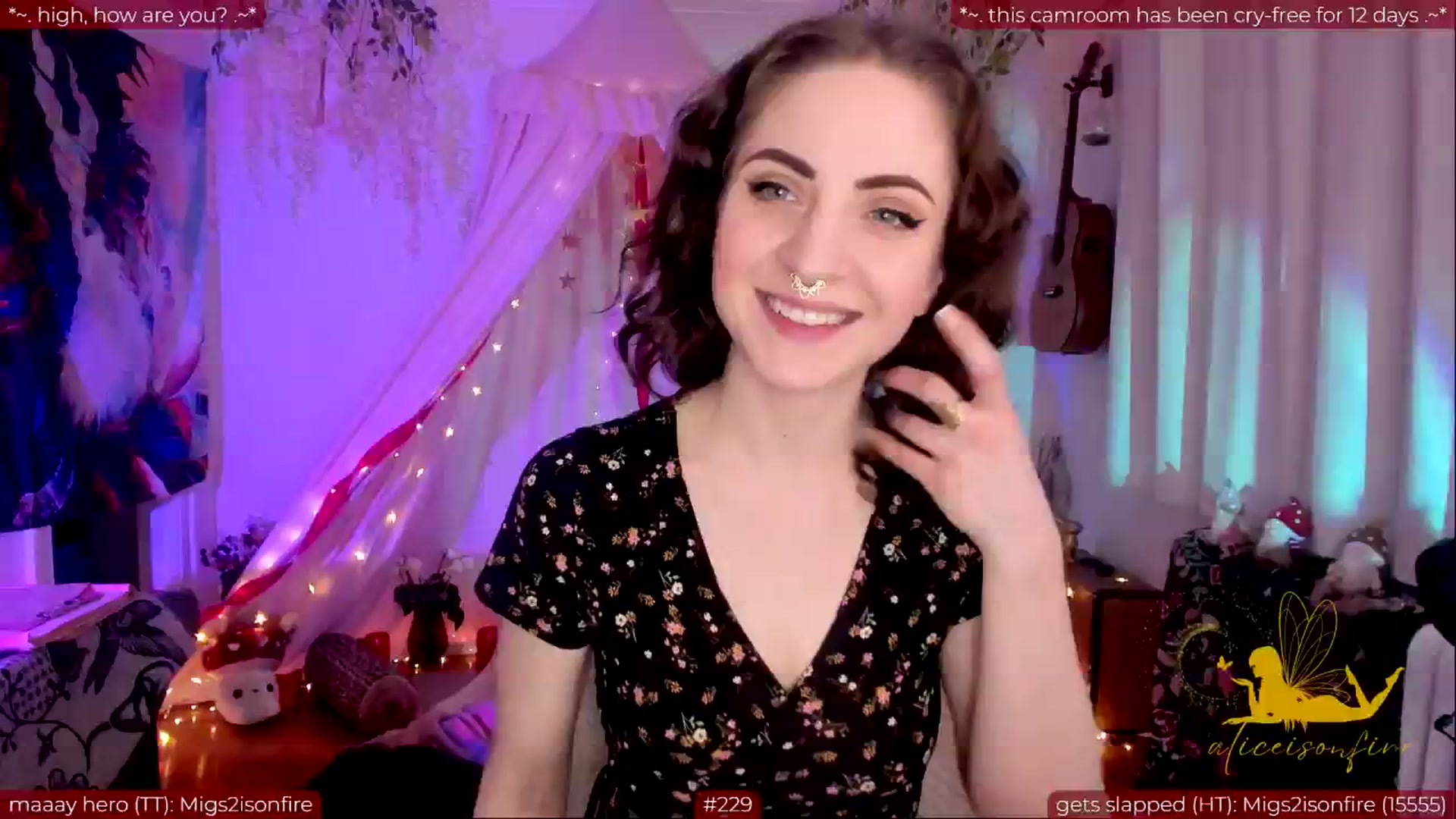 Gallery image thumbnail from aliceisonfire's myfreecams stream on, 05/30/2024, 04:21 image 1 of 20