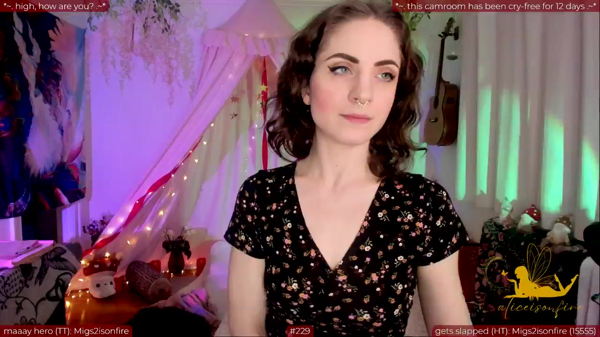 Gallery image thumbnail from aliceisonfire's myfreecams stream on, 05/30/2024, 04:21 image 2 of 20