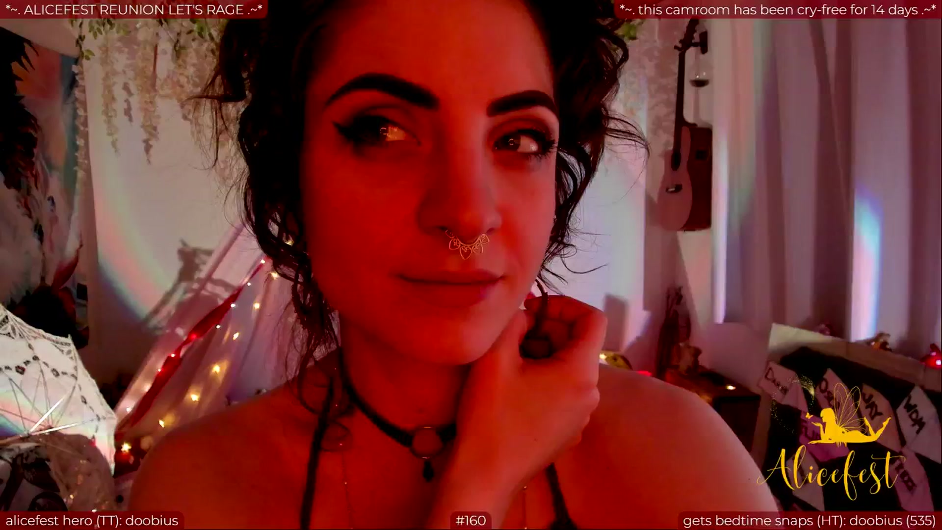 Gallery image thumbnail from aliceisonfire's myfreecams stream on, 06/01/2024, 11:56 image 10 of 20