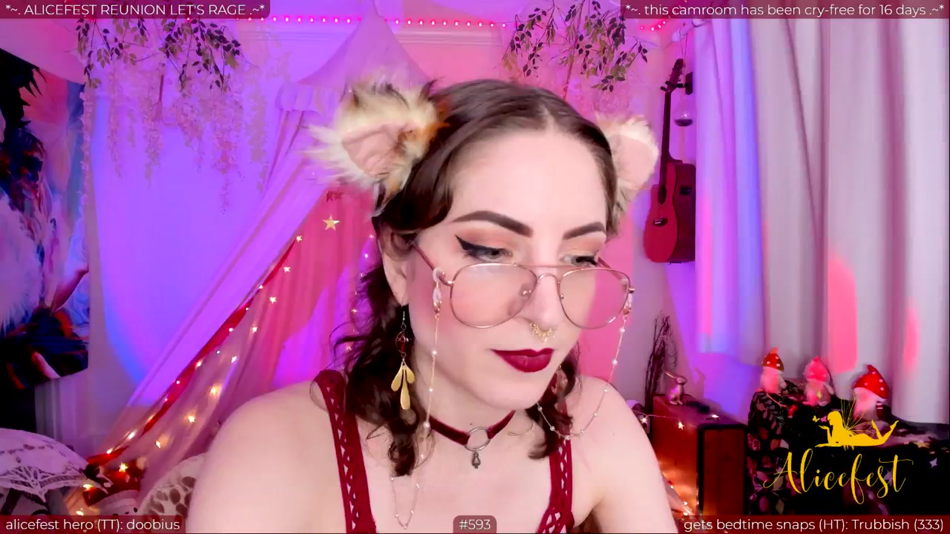 Gallery image thumbnail from aliceisonfire's myfreecams stream on, 06/02/2024, 05:13 image 17 of 20