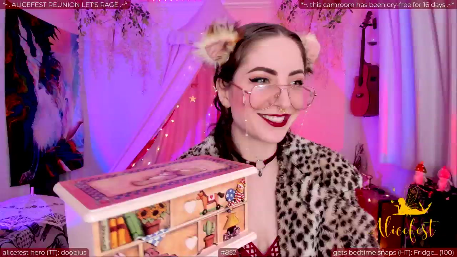 Gallery image thumbnail from aliceisonfire's myfreecams stream on, 06/02/2024, 05:13 image 6 of 20