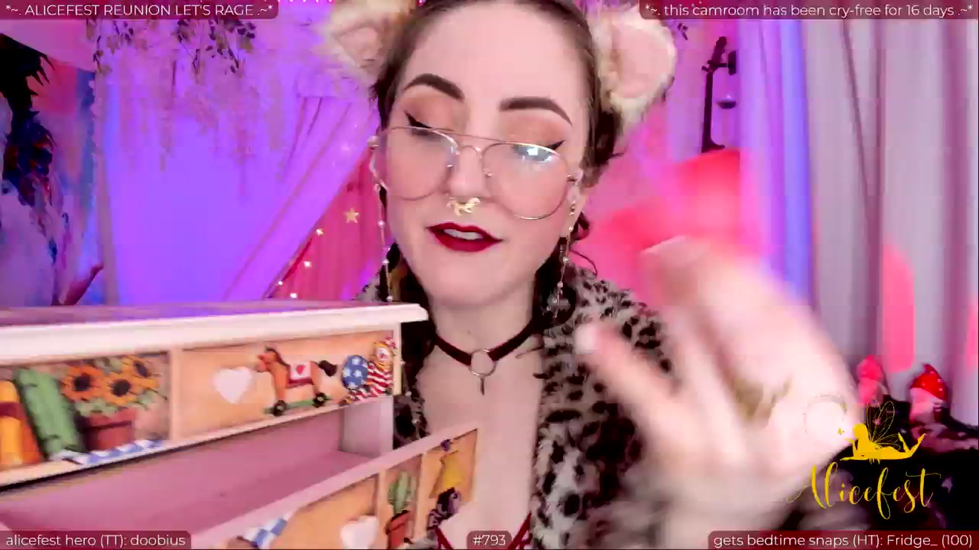 Gallery image thumbnail from aliceisonfire's myfreecams stream on, 06/02/2024, 05:13 image 7 of 20