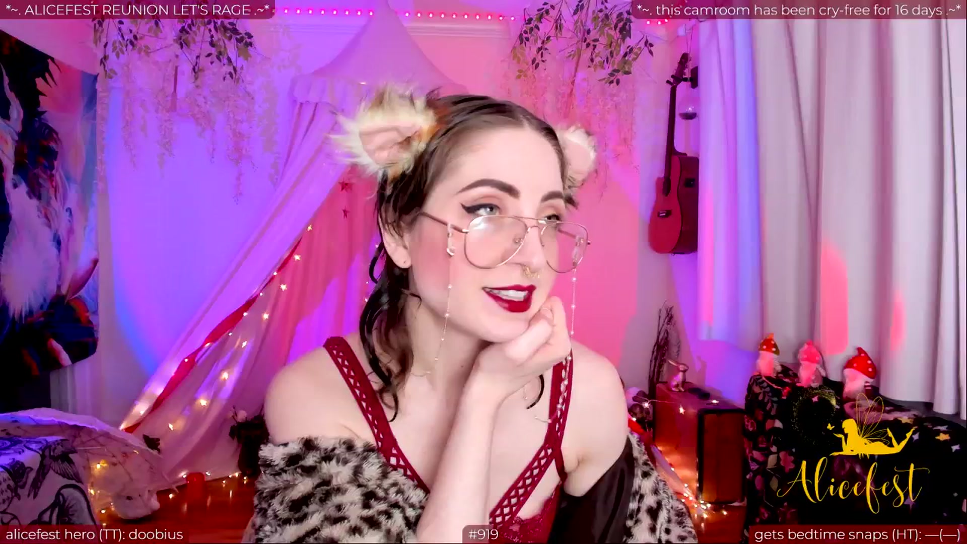 Gallery image thumbnail from aliceisonfire's myfreecams stream on, 06/02/2024, 05:13 image 2 of 20