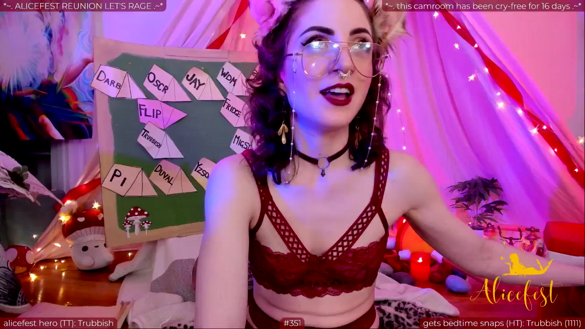 Gallery image thumbnail from aliceisonfire's myfreecams stream on, 06/02/2024, 10:25 image 9 of 20