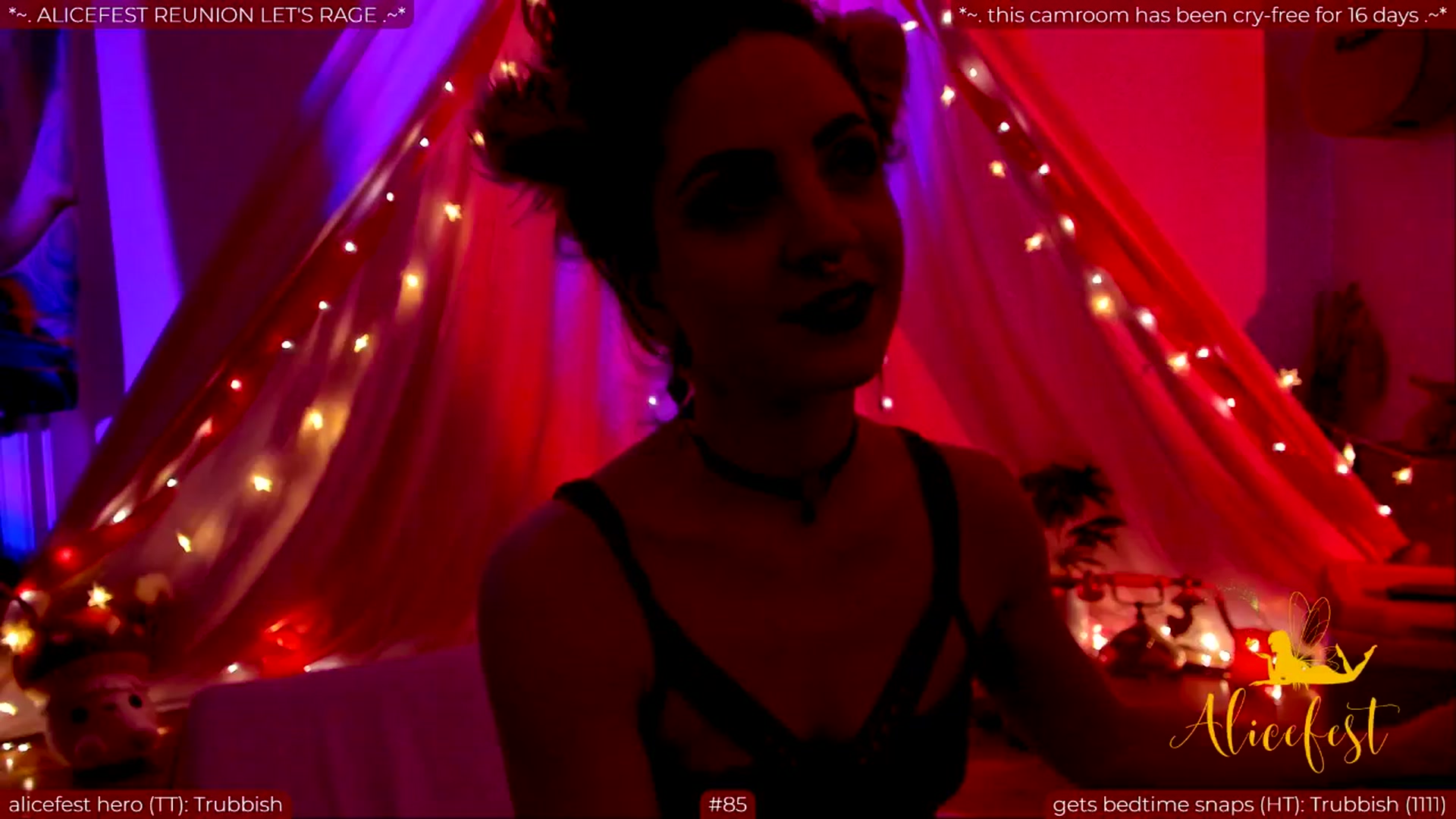 Gallery image thumbnail from aliceisonfire's myfreecams stream on, 06/02/2024, 12:53 image 7 of 20