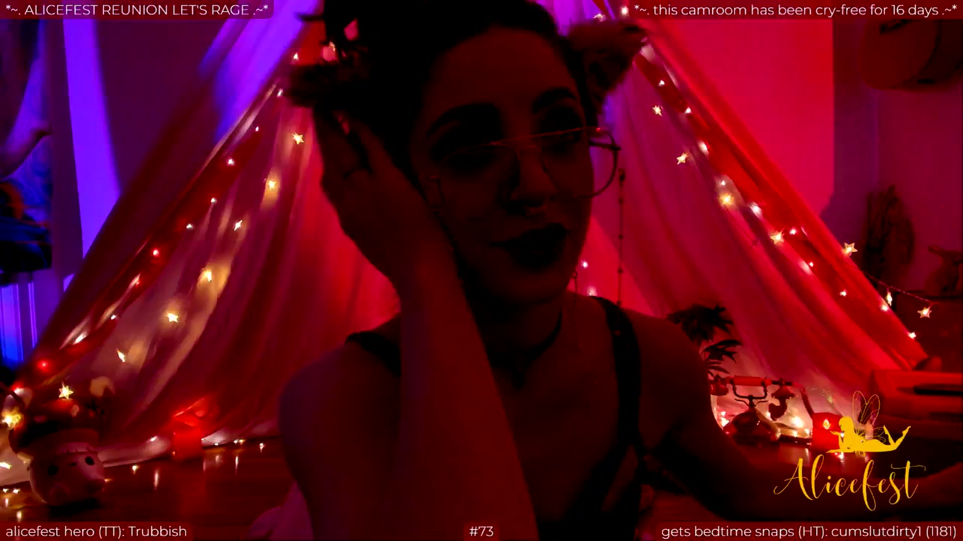 Gallery image thumbnail from aliceisonfire's myfreecams stream on, 06/02/2024, 12:53 image 15 of 20