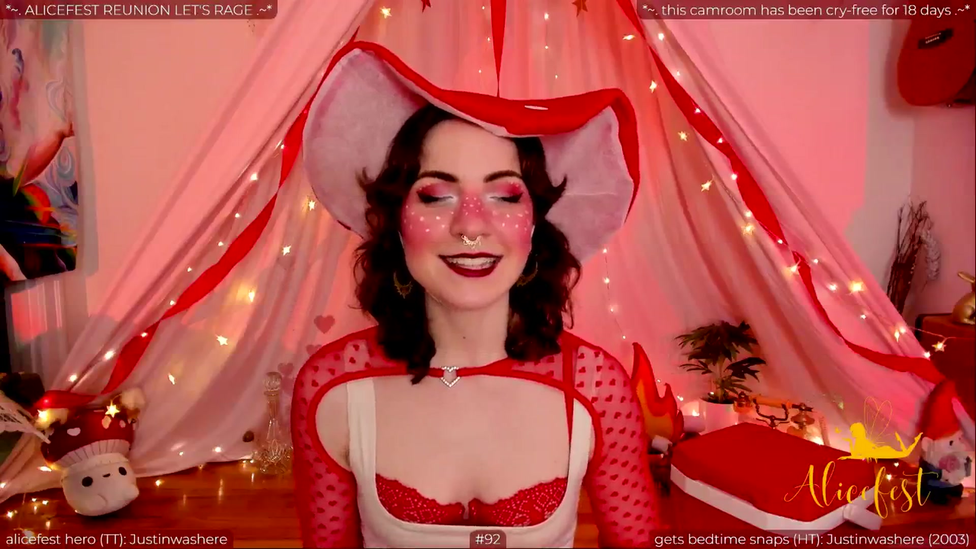 Gallery image thumbnail from aliceisonfire's myfreecams stream on, 06/04/2024, 09:32 image 8 of 20