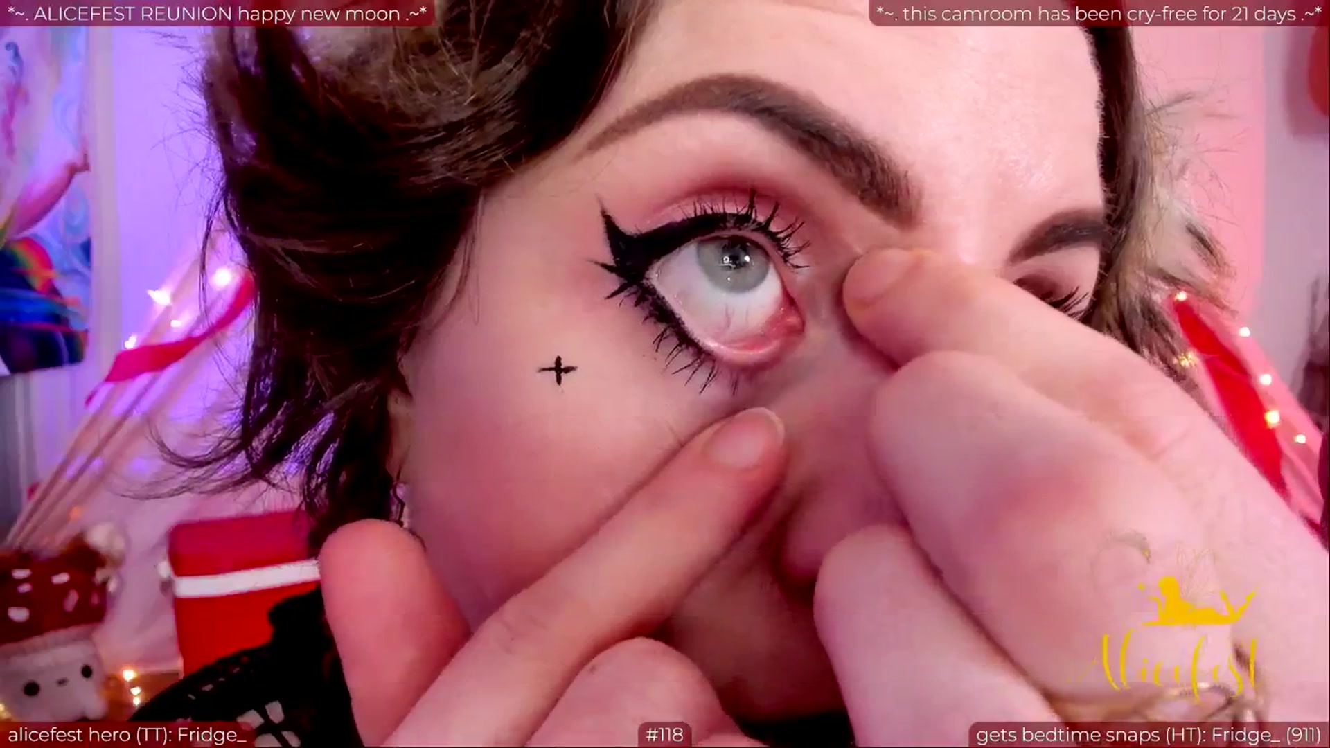 Gallery image thumbnail from aliceisonfire's myfreecams stream on, 06/08/2024, 11:25 image 9 of 20