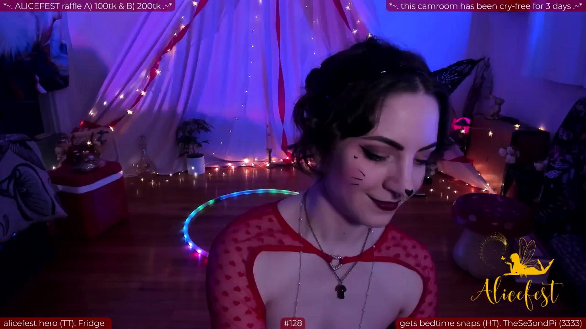 Gallery image thumbnail from aliceisonfire's myfreecams stream on, 06/16/2024, 08:07 image 4 of 20