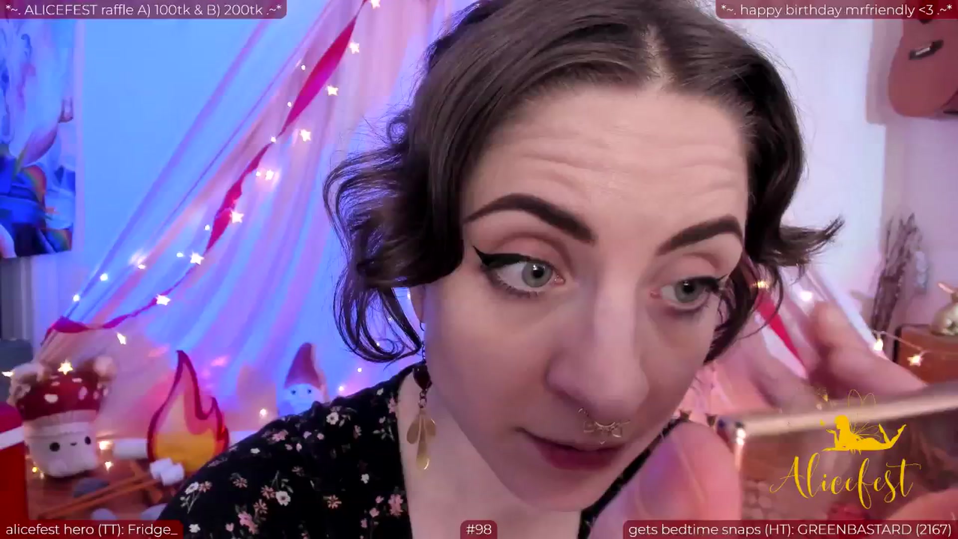 Gallery image thumbnail from aliceisonfire's myfreecams stream on, 06/17/2024, 12:50 image 19 of 20
