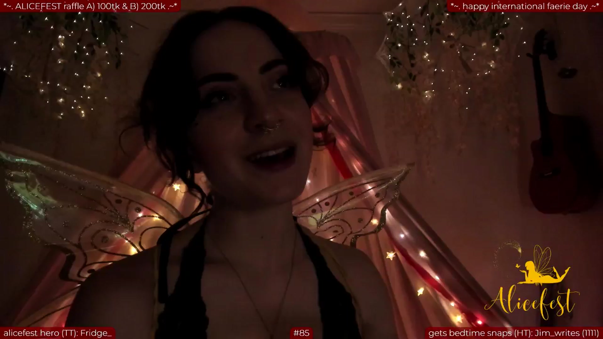 Gallery image thumbnail from aliceisonfire's myfreecams stream on, 06/25/2024, 09:11 image 15 of 20