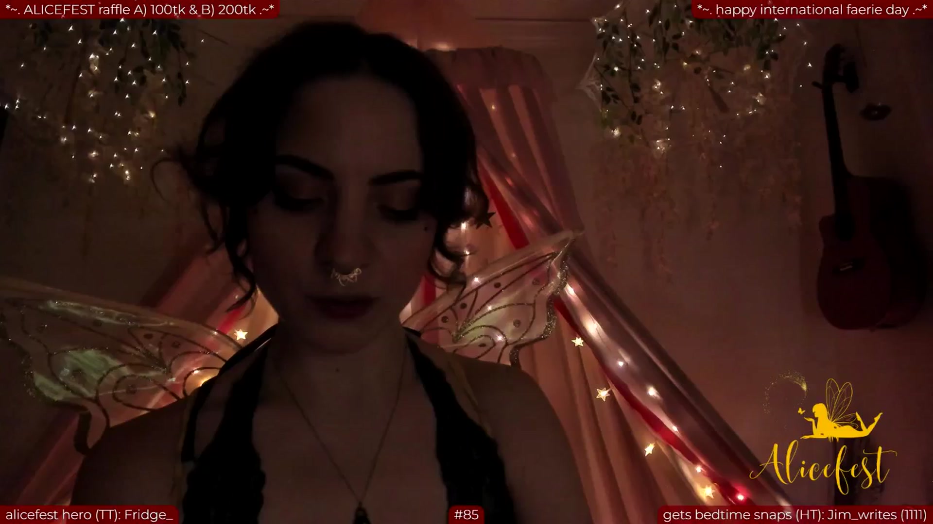 Gallery image thumbnail from aliceisonfire's myfreecams stream on, 06/25/2024, 09:11 image 10 of 20