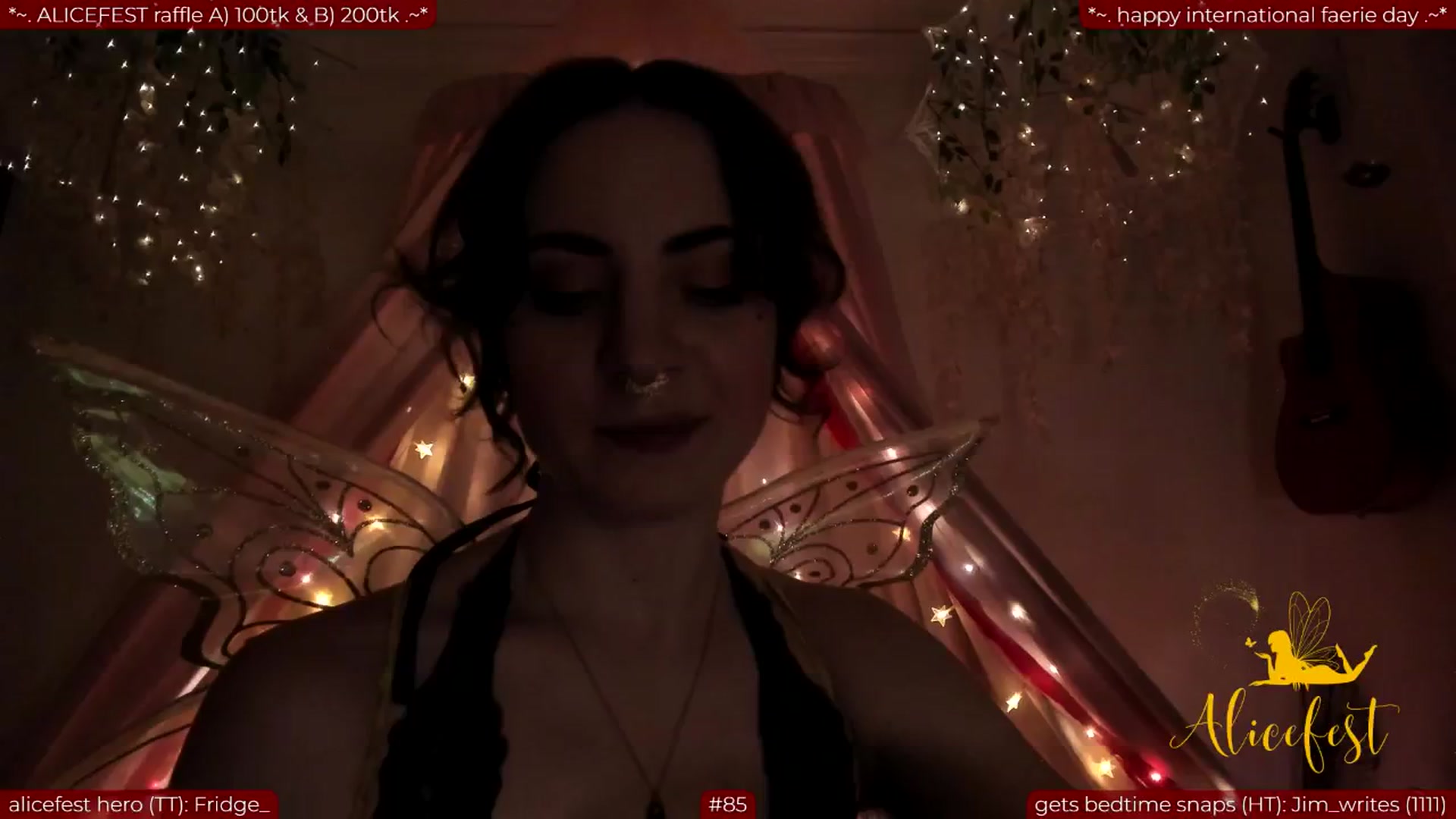 Gallery image thumbnail from aliceisonfire's myfreecams stream on, 06/25/2024, 09:11 image 16 of 20
