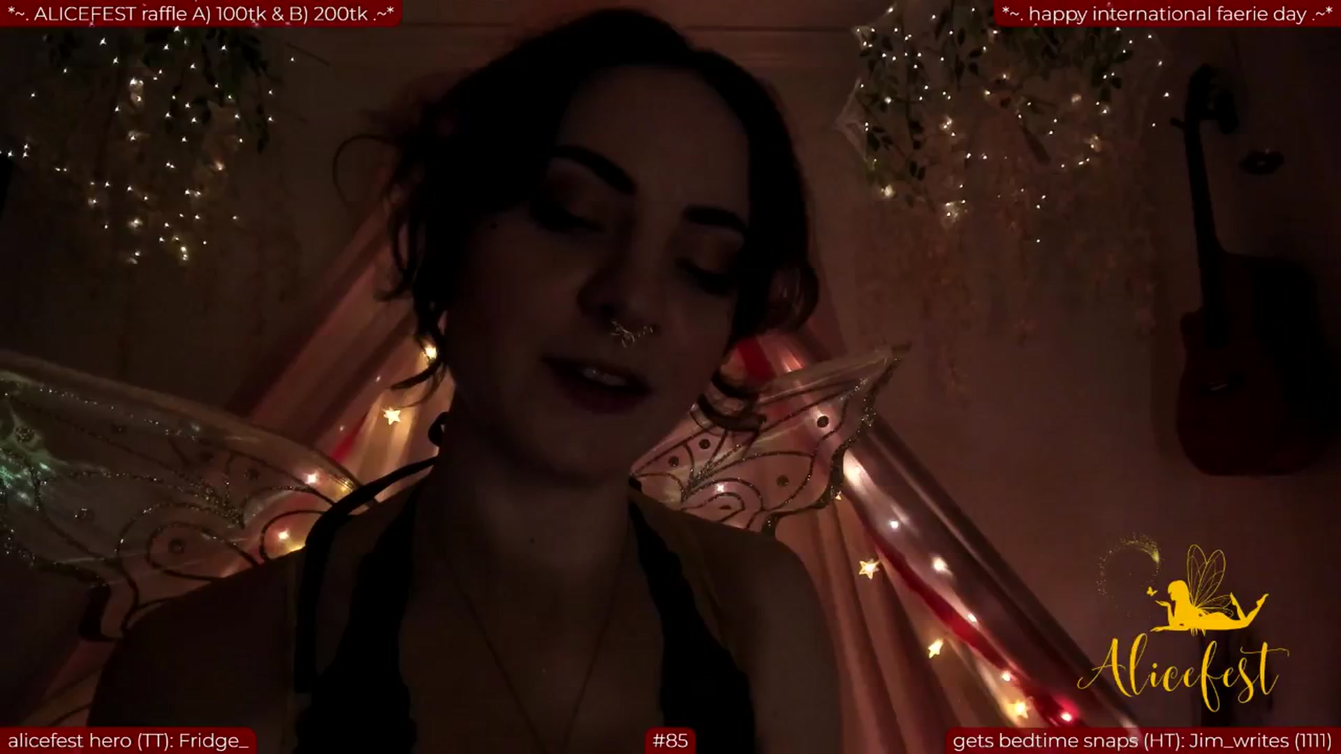 Gallery image thumbnail from aliceisonfire's myfreecams stream on, 06/25/2024, 09:11 image 14 of 20