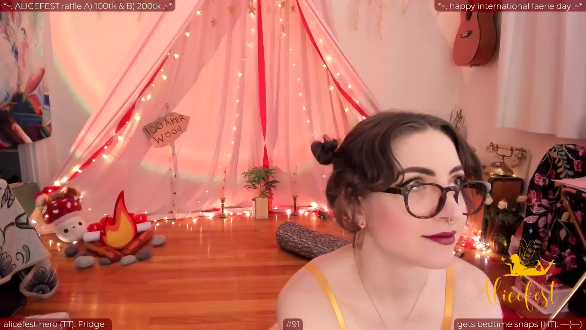 Gallery image thumbnail from aliceisonfire's myfreecams stream on, 06/26/2024, 08:18 image 1 of 20