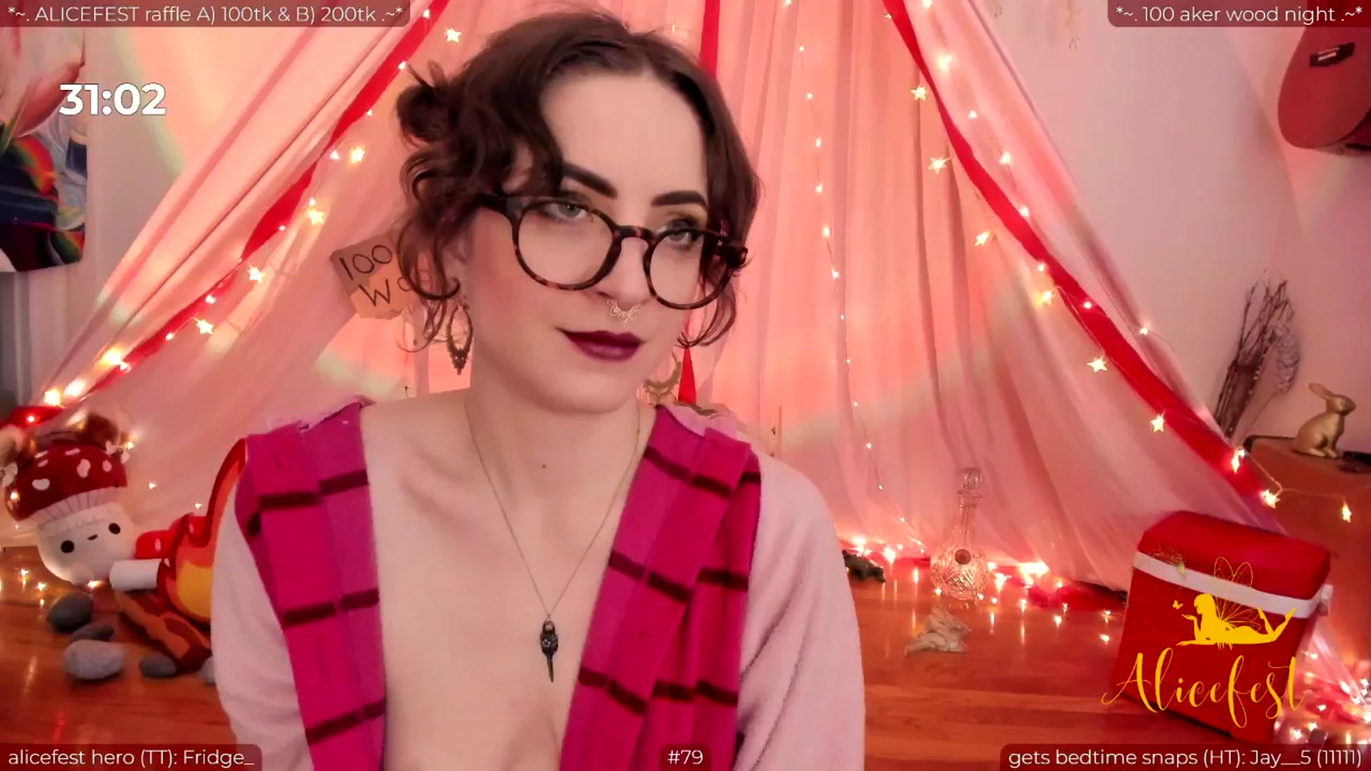 Gallery image thumbnail from aliceisonfire's myfreecams stream on, 06/26/2024, 08:18 image 13 of 20