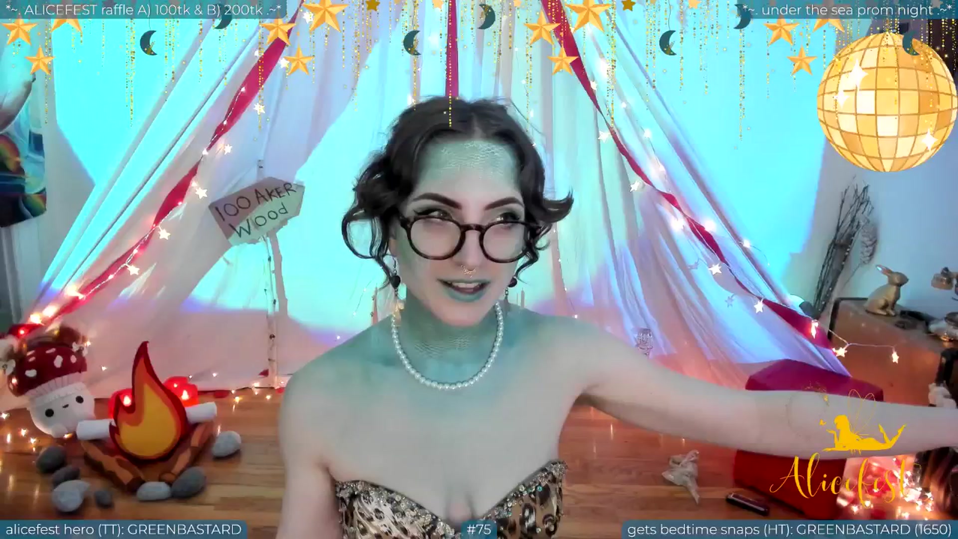 Gallery image thumbnail from aliceisonfire's myfreecams stream on, 06/29/2024, 09:06 image 12 of 20