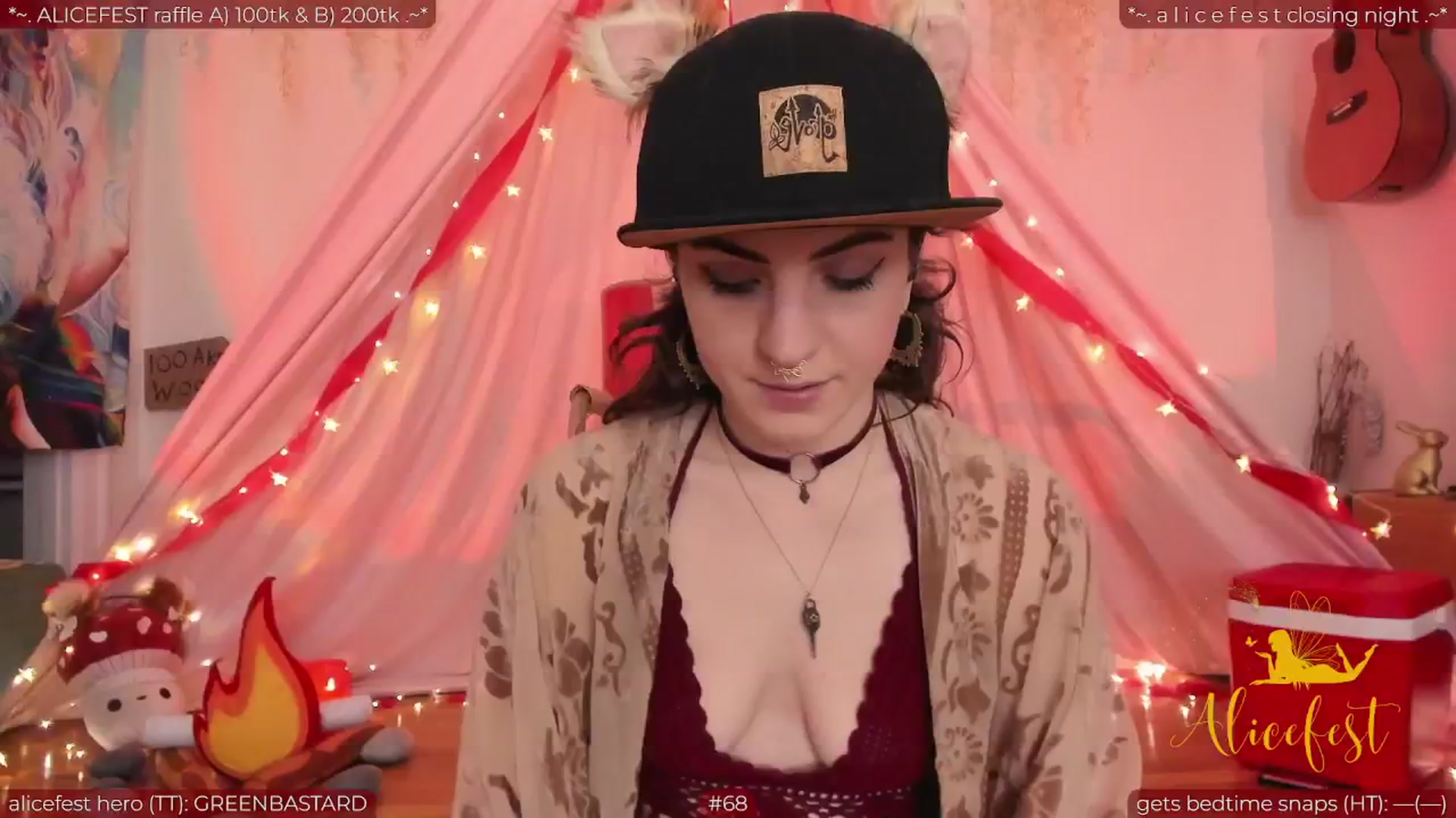 Gallery image thumbnail from aliceisonfire's myfreecams stream on, 07/01/2024, 05:00 image 1 of 20