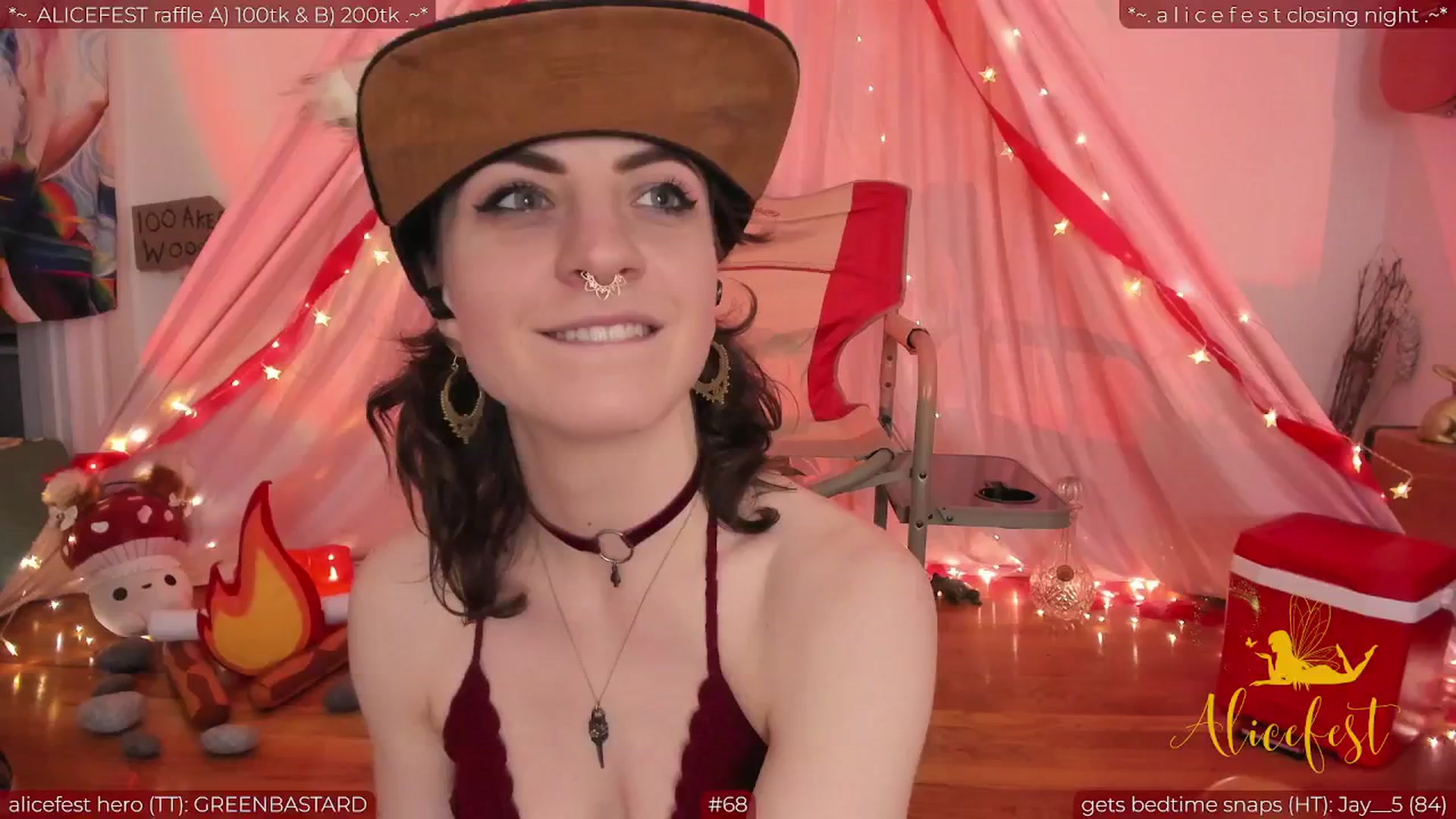 Gallery image thumbnail from aliceisonfire's myfreecams stream on, 07/01/2024, 05:00 image 9 of 20