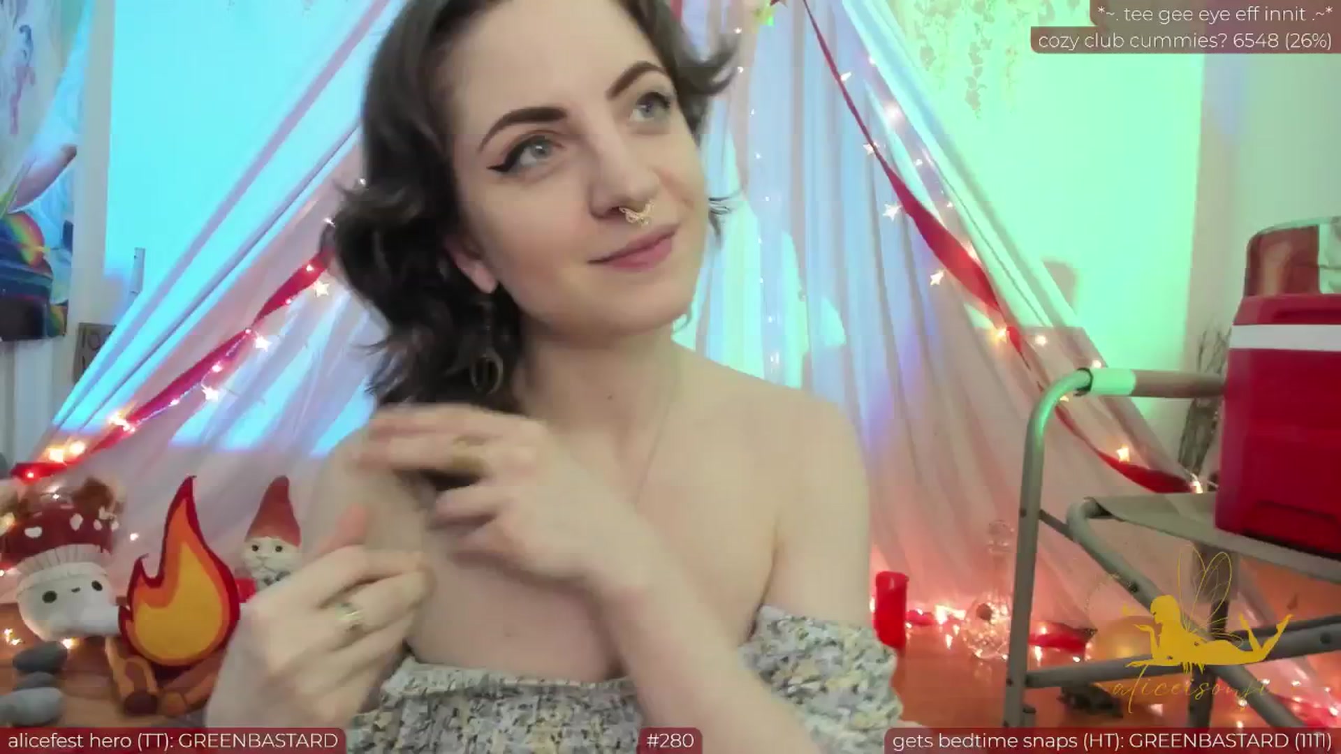 Gallery image thumbnail from aliceisonfire's myfreecams stream on, 07/06/2024, 08:18 image 7 of 20