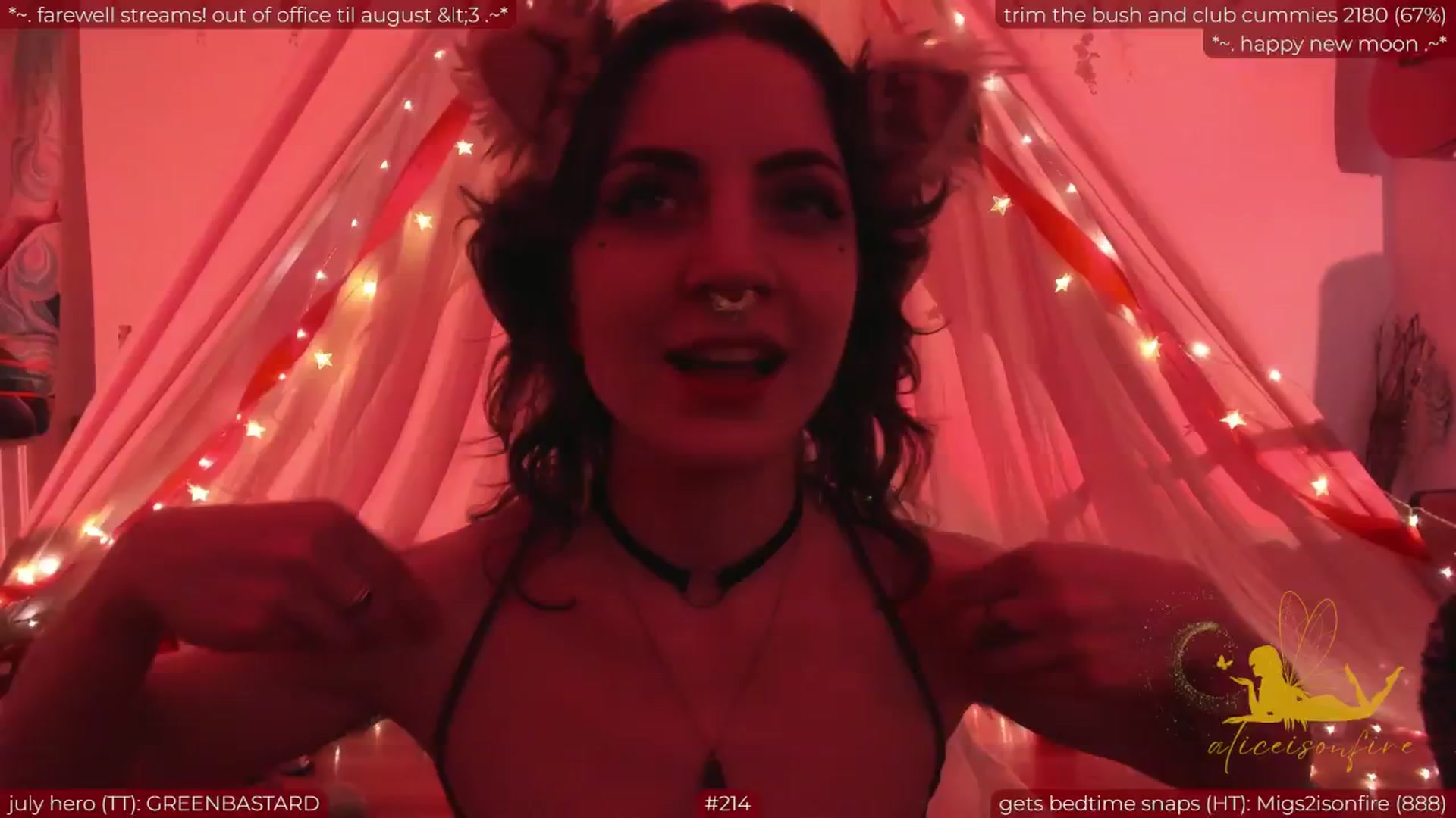 Gallery image thumbnail from aliceisonfire's myfreecams stream on, 07/07/2024, 12:34 image 3 of 20
