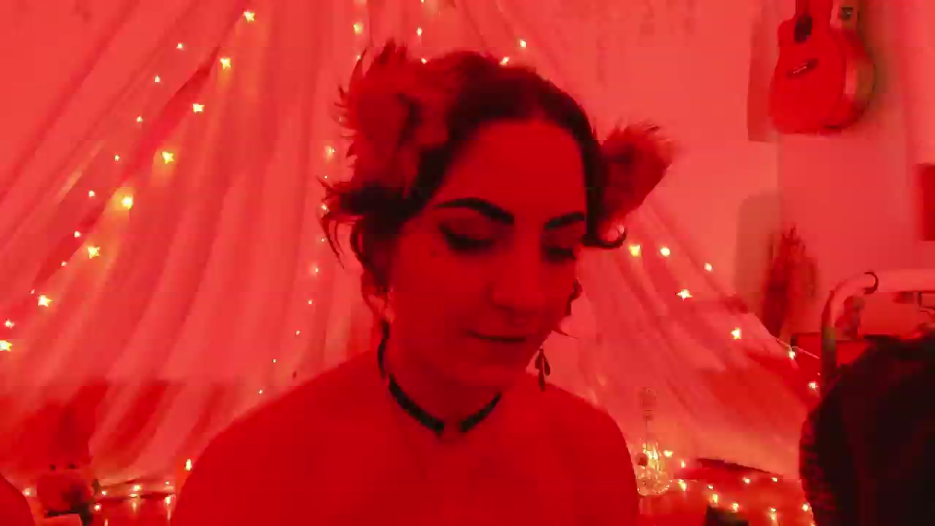 Gallery image thumbnail from aliceisonfire's myfreecams stream on, 07/07/2024, 13:12 image 4 of 20