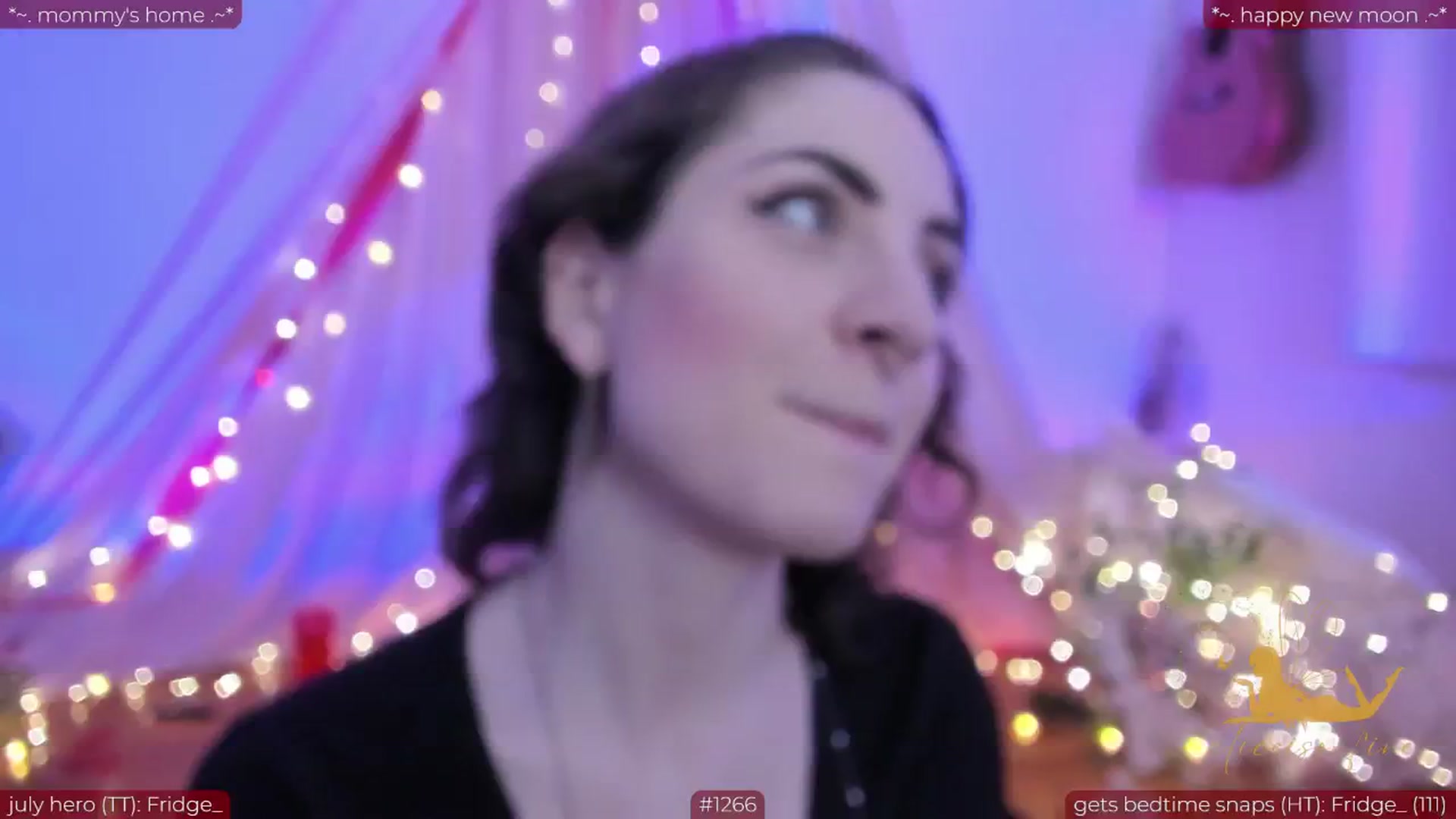 Gallery image thumbnail from aliceisonfire's myfreecams stream on, 08/07/2024, 03:28 image 9 of 20