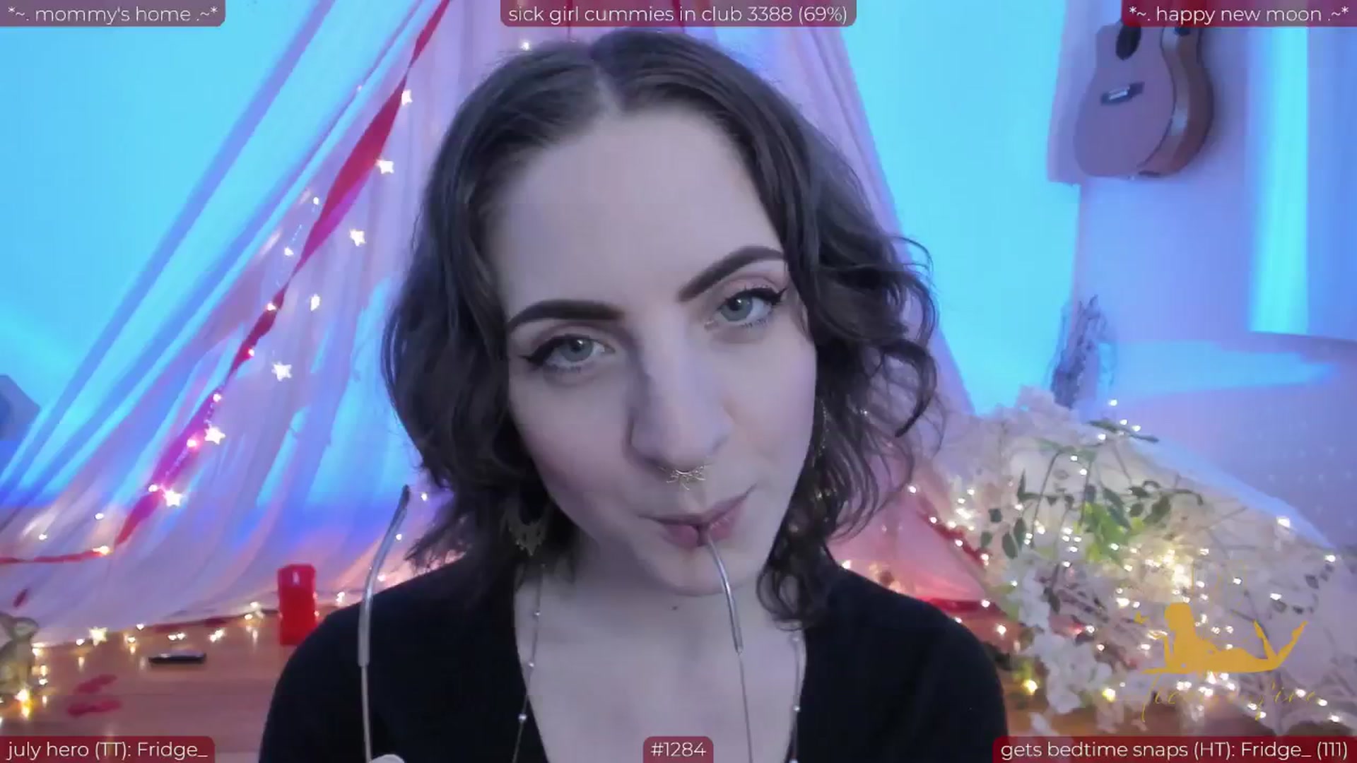 Gallery image thumbnail from aliceisonfire's myfreecams stream on, 08/07/2024, 03:28 image 8 of 20