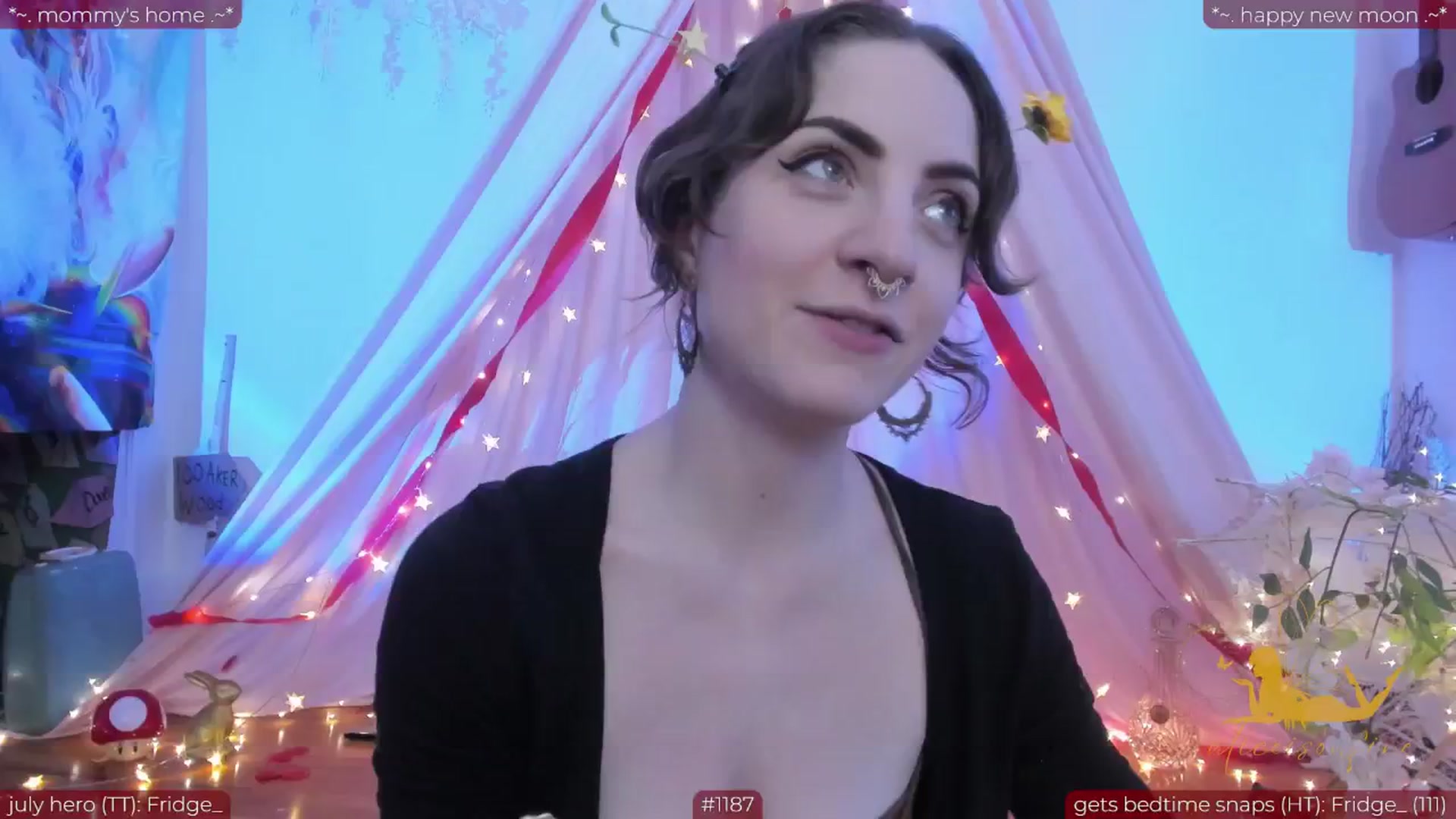Gallery image thumbnail from aliceisonfire's myfreecams stream on, 08/07/2024, 08:58 image 3 of 20