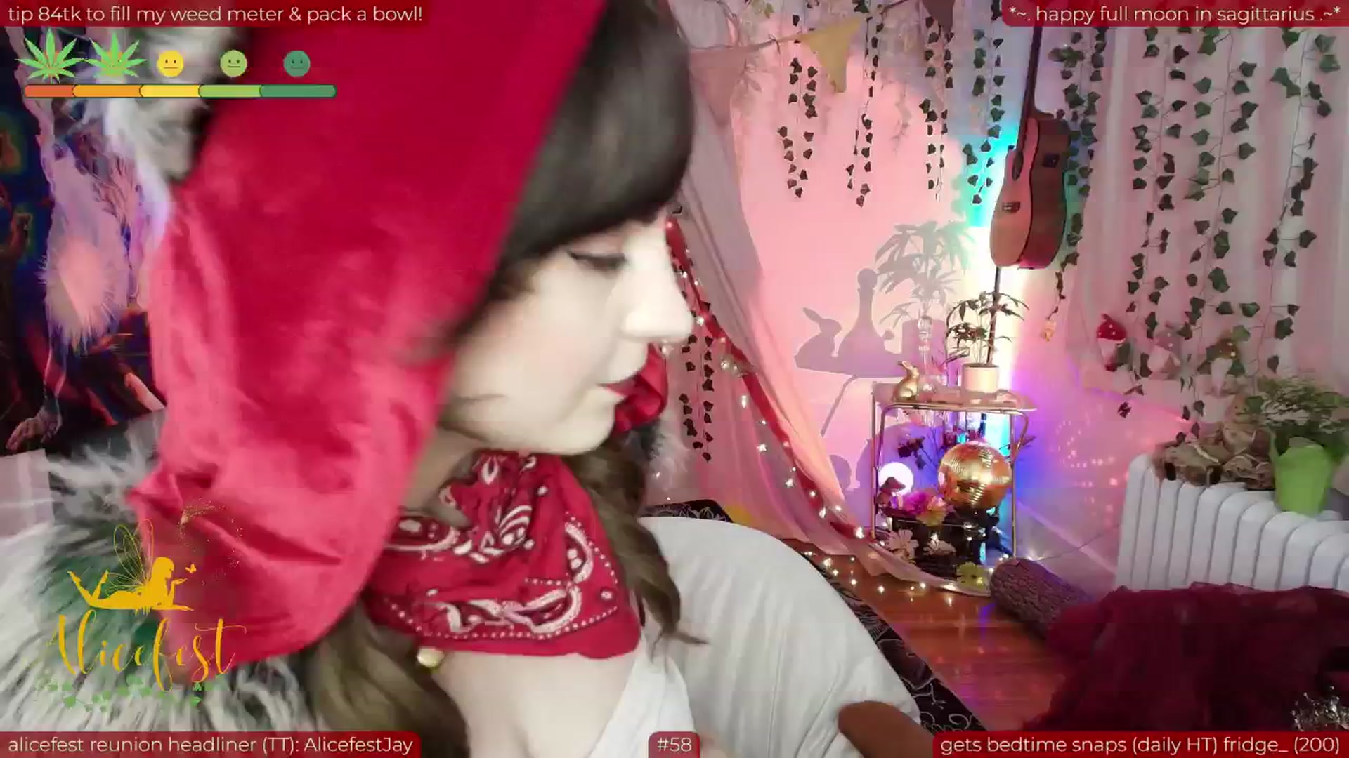 Gallery image thumbnail from aliceisonfire's myfreecams stream on, 06/12/2025, 10:17 image 12 of 20