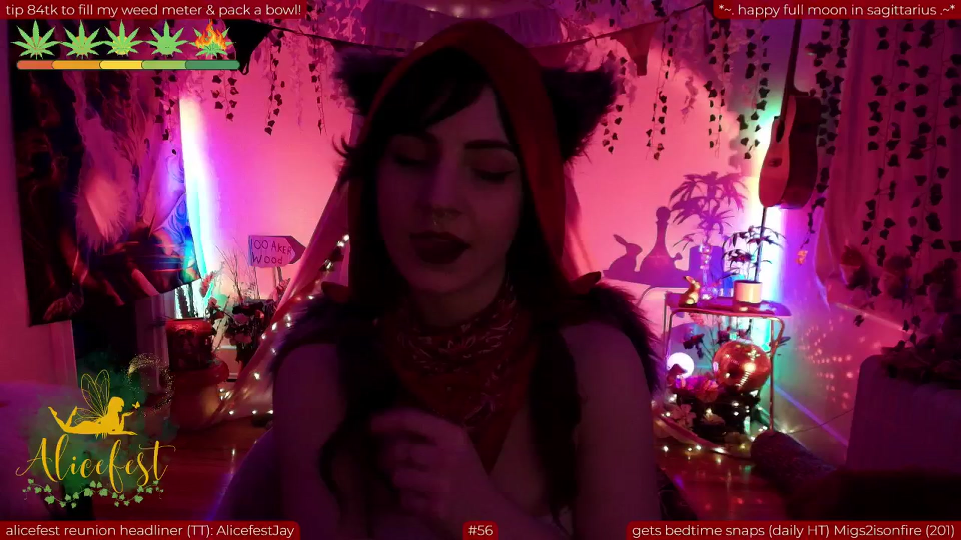 Gallery image thumbnail from aliceisonfire's myfreecams stream on, 06/12/2025, 11:10 image 5 of 20
