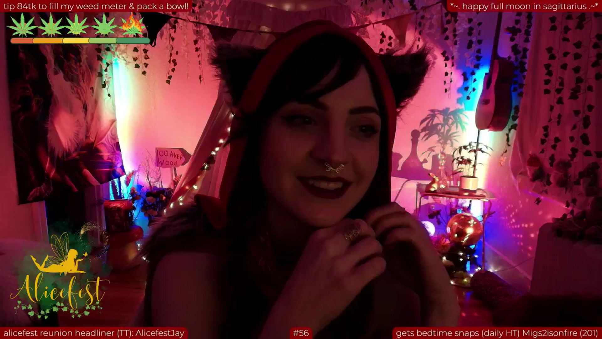 Gallery image thumbnail from aliceisonfire's myfreecams stream on, 06/12/2025, 11:10 image 6 of 20