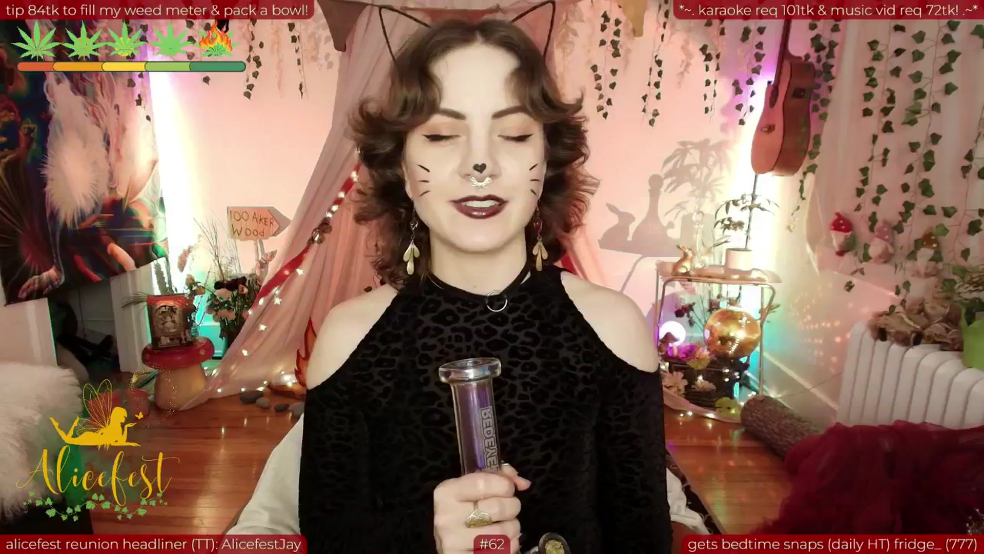 Gallery image thumbnail from aliceisonfire's myfreecams stream on, 06/14/2025, 10:40 image 7 of 20
