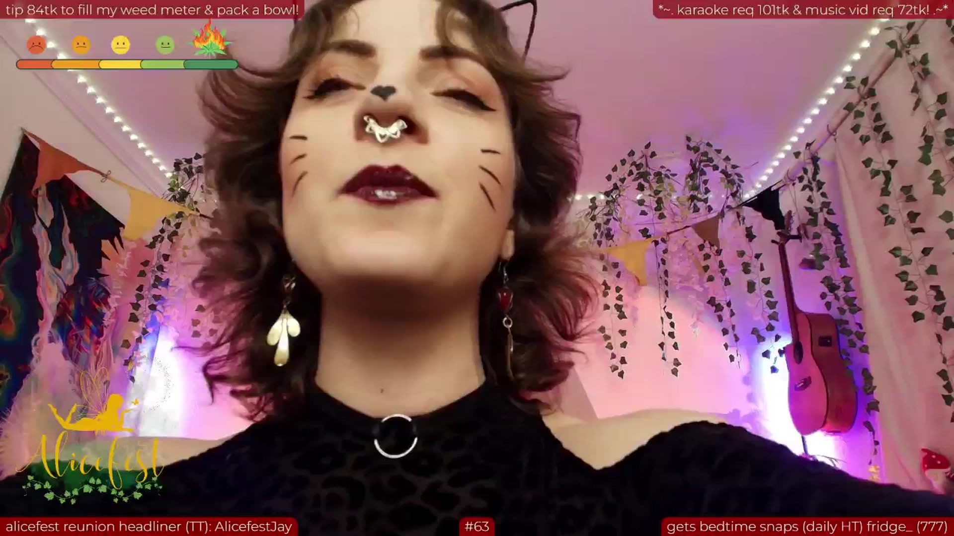 Gallery image thumbnail from aliceisonfire's myfreecams stream on, 06/14/2025, 10:40 image 3 of 20