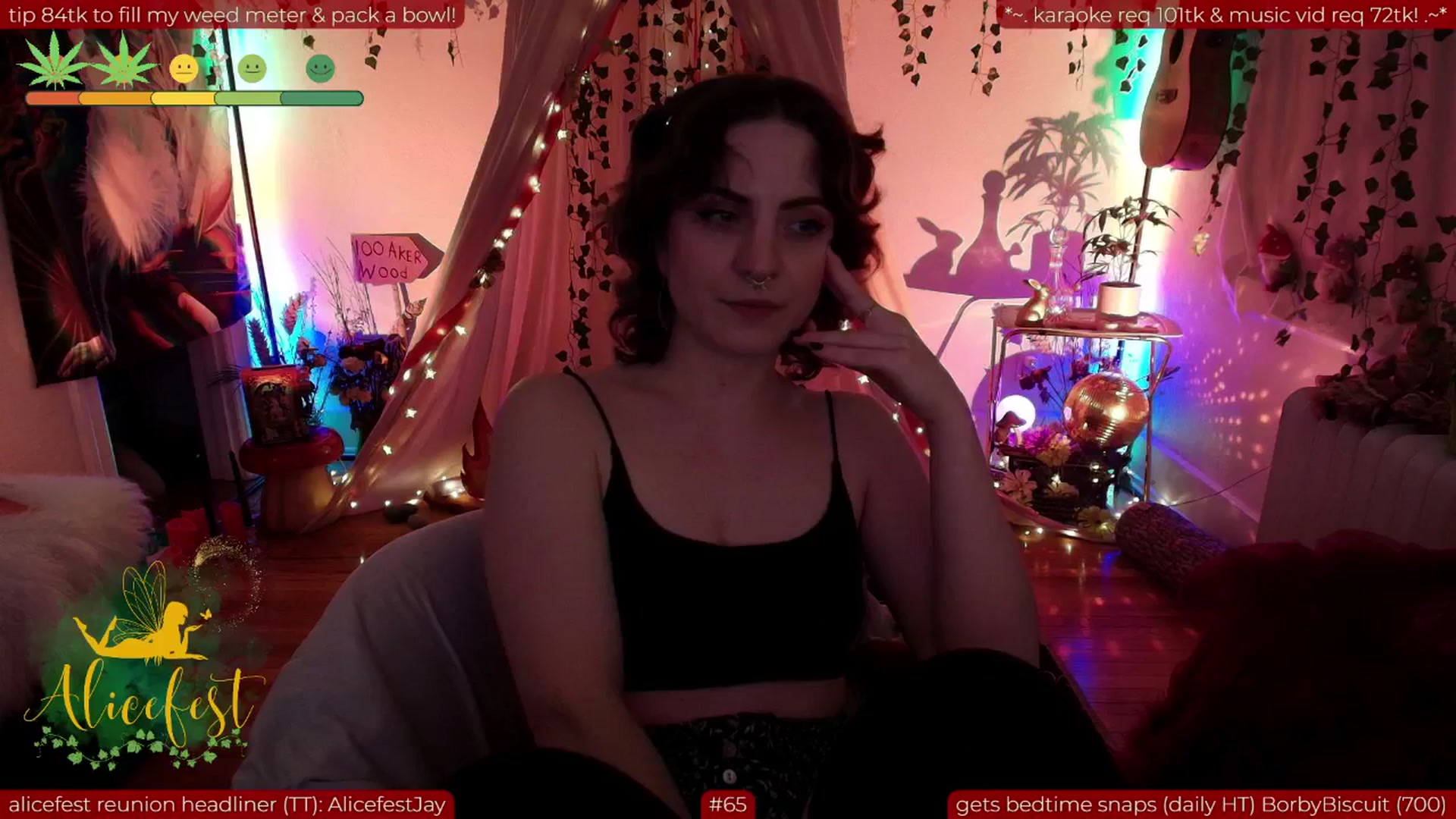 Gallery image thumbnail from aliceisonfire's myfreecams stream on, 06/16/2025, 13:47 image 10 of 20