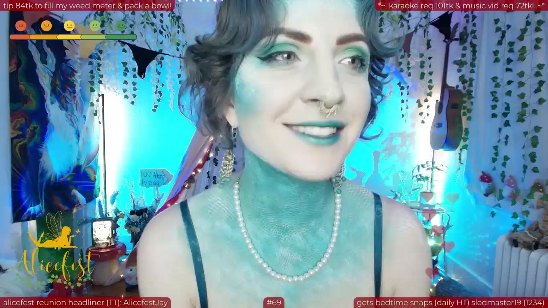 Gallery image thumbnail from aliceisonfire's myfreecams stream on, 06/19/2025, 08:48 image 2 of 20