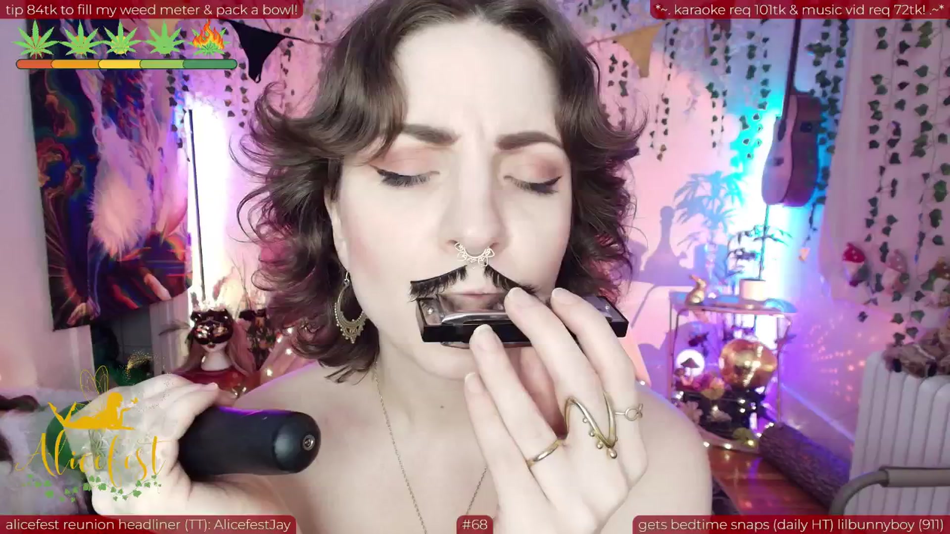 Gallery image thumbnail from aliceisonfire's myfreecams stream on, 06/20/2025, 09:56 image 17 of 20