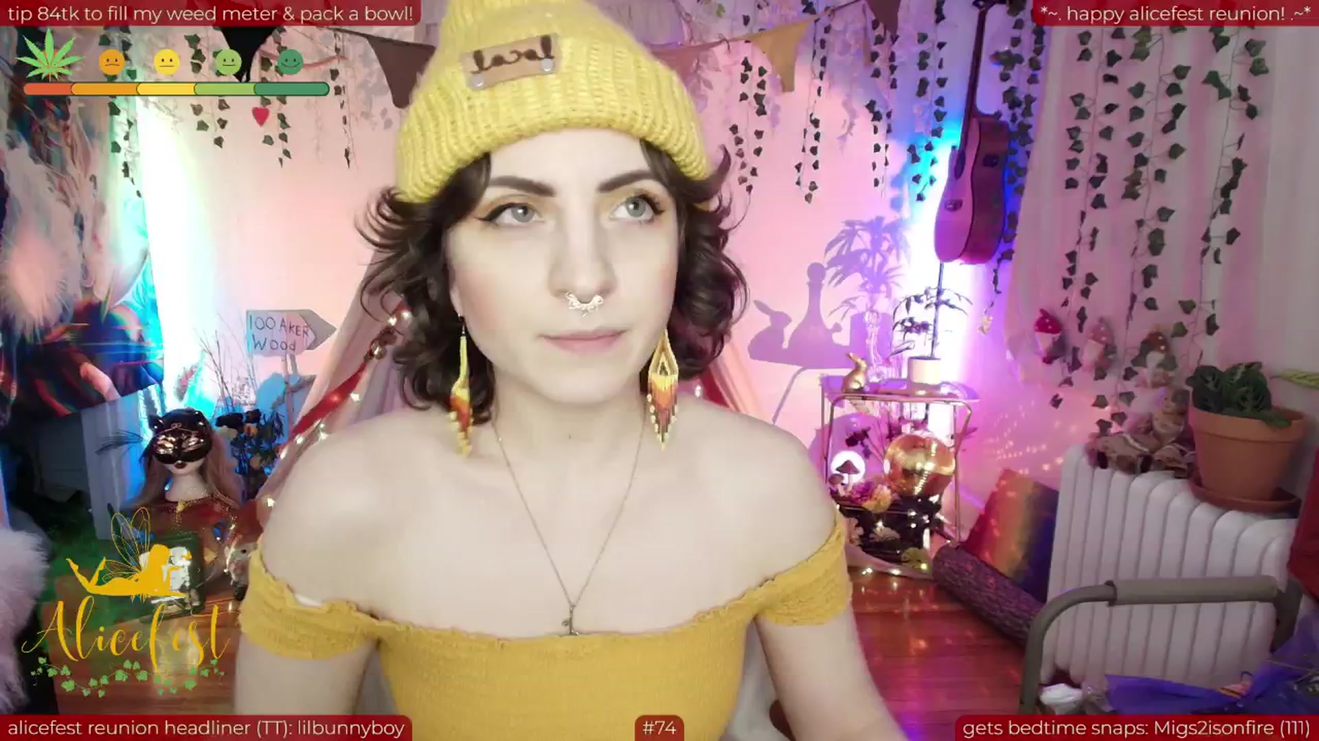 Gallery image thumbnail from aliceisonfire's myfreecams stream on, 06/23/2025, 07:12 image 7 of 20