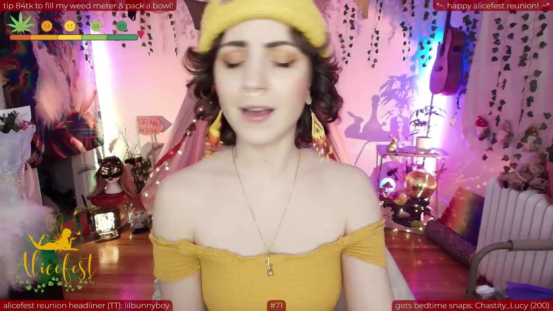 Gallery image thumbnail from aliceisonfire's myfreecams stream on, 06/23/2025, 10:52 image 10 of 20