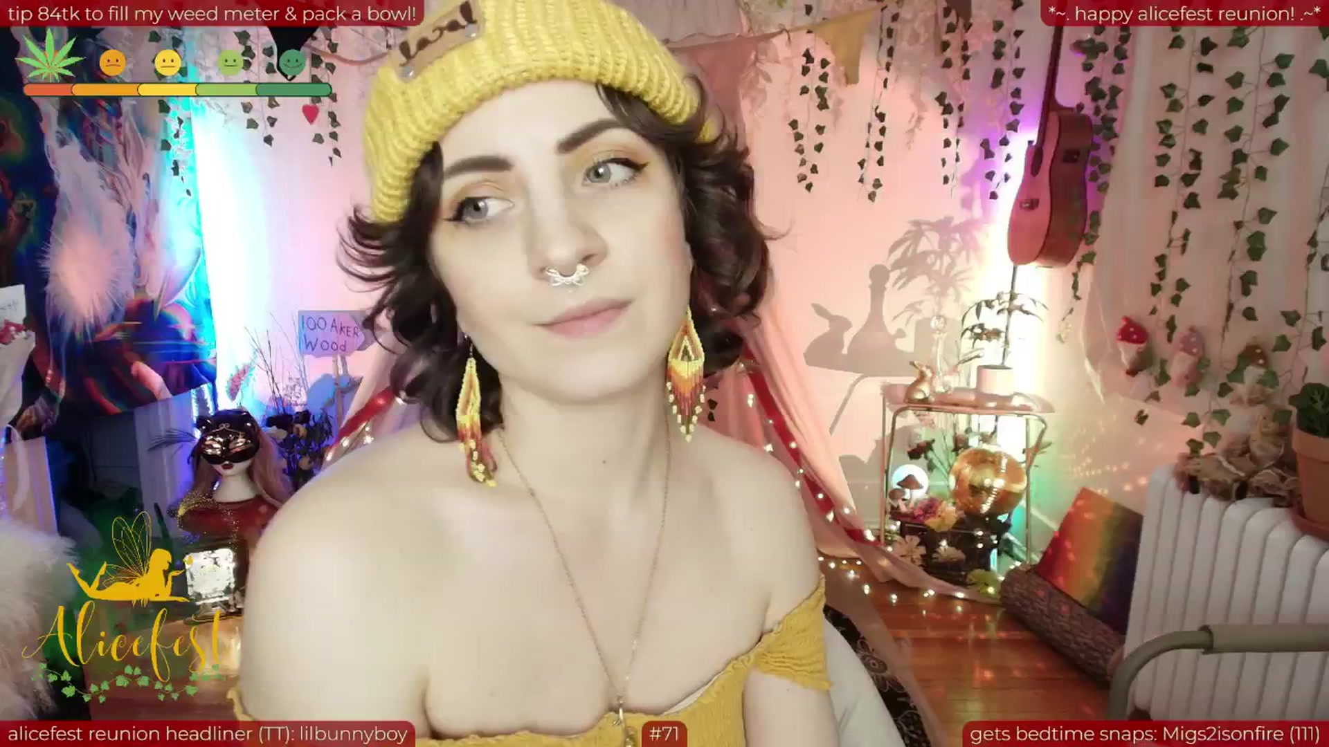 Gallery image thumbnail from aliceisonfire's myfreecams stream on, 06/23/2025, 10:52 image 3 of 20