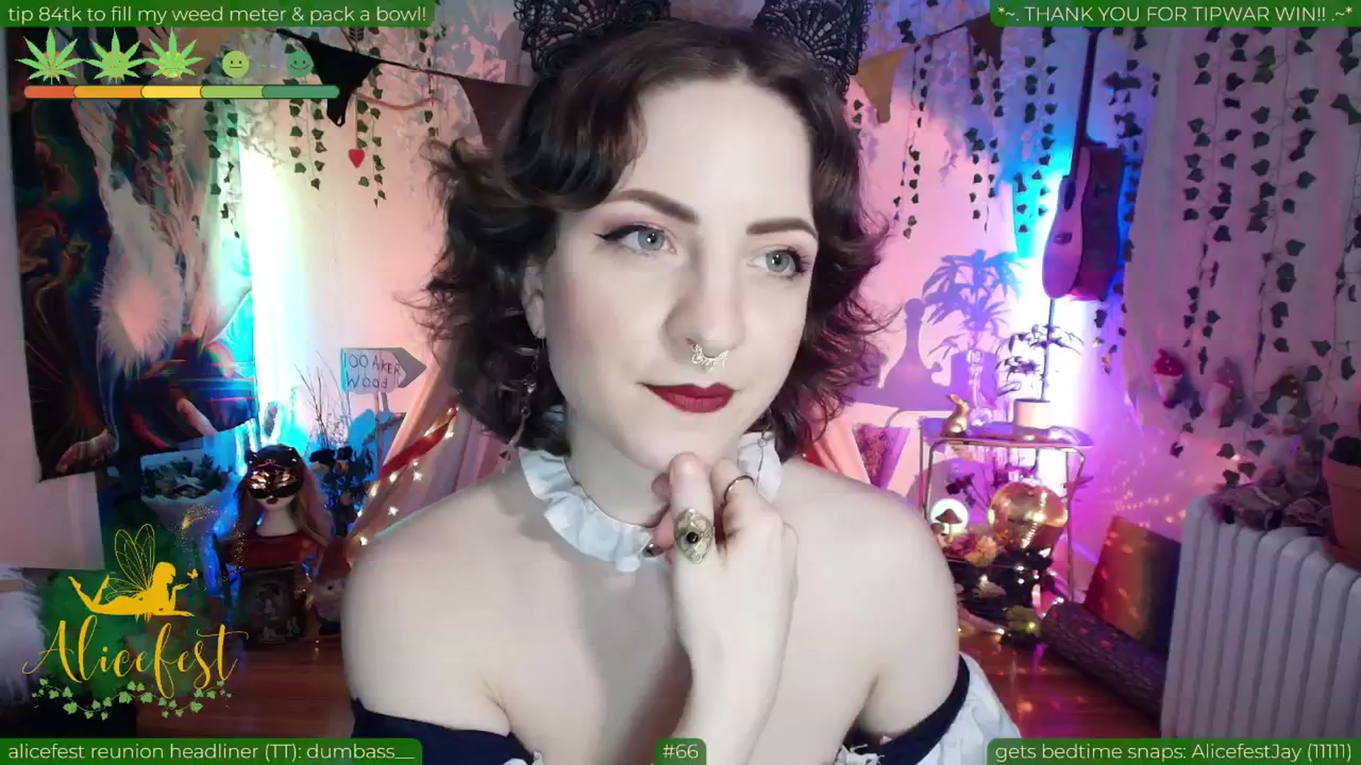 Gallery image thumbnail from aliceisonfire's myfreecams stream on, 06/30/2025, 03:43 image 13 of 20