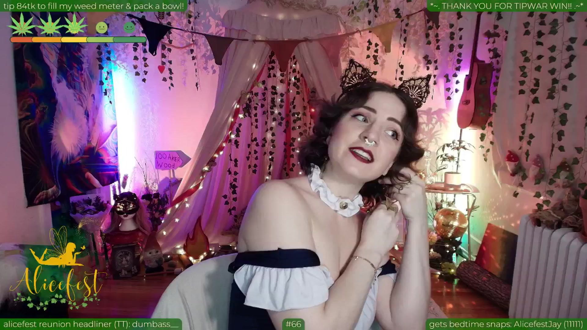 Gallery image thumbnail from aliceisonfire's myfreecams stream on, 06/30/2025, 03:43 image 11 of 20